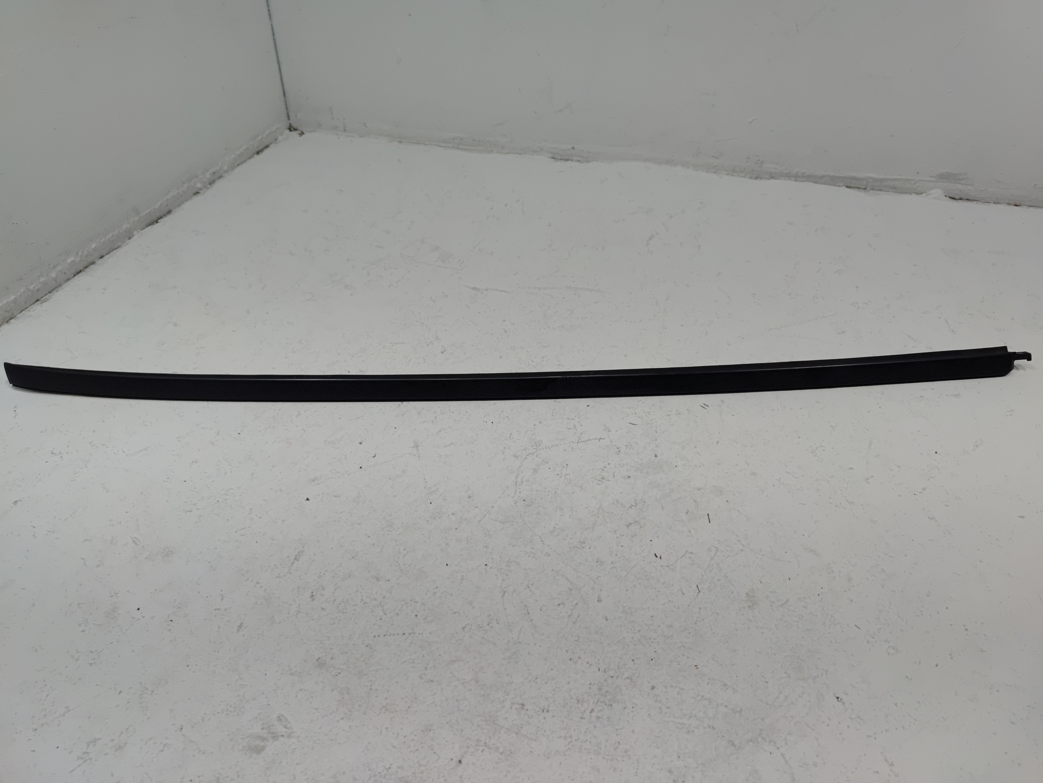 TOYOTA CAMRY WINDSHIELD FRONT PASSENGER SIDE DRIP SEAL MOLDING OEM 2018 - 2024