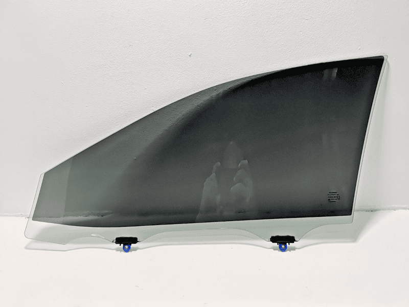 TOYOTA CAMRY 2018 - 2024 FRONT RIGHT PASSENGER SIDE DOOR WINDOW GLASS OEM