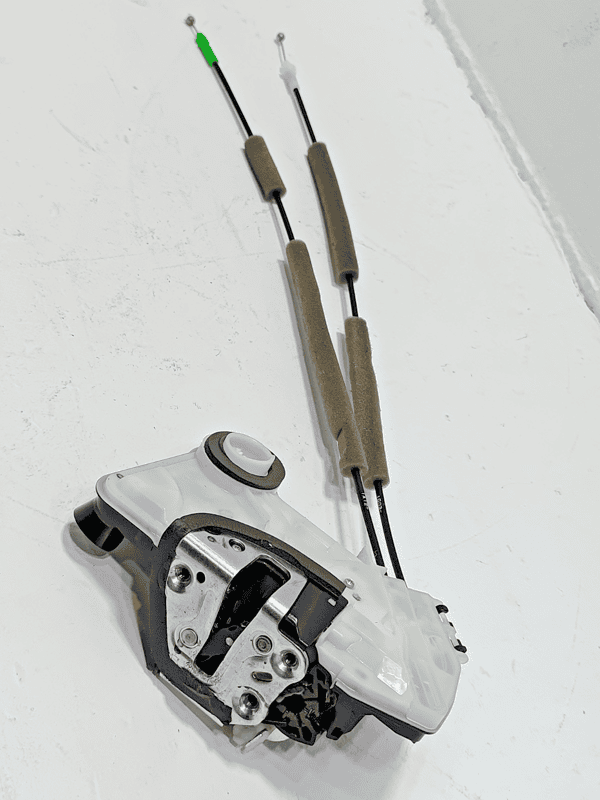 2018 - 2024 TOYOTA CAMRY FRONT LEFT DRIVER SIDE DOOR LOCK LATCH ACTUATOR OEM