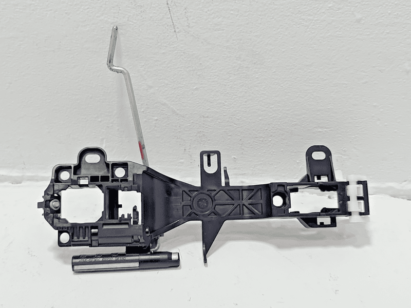 TOYOTA CAMRY FRONT DRIVER SIDE DOOR EXTERIOR HANDLE BASE BRACKET 2018-2025 OEM