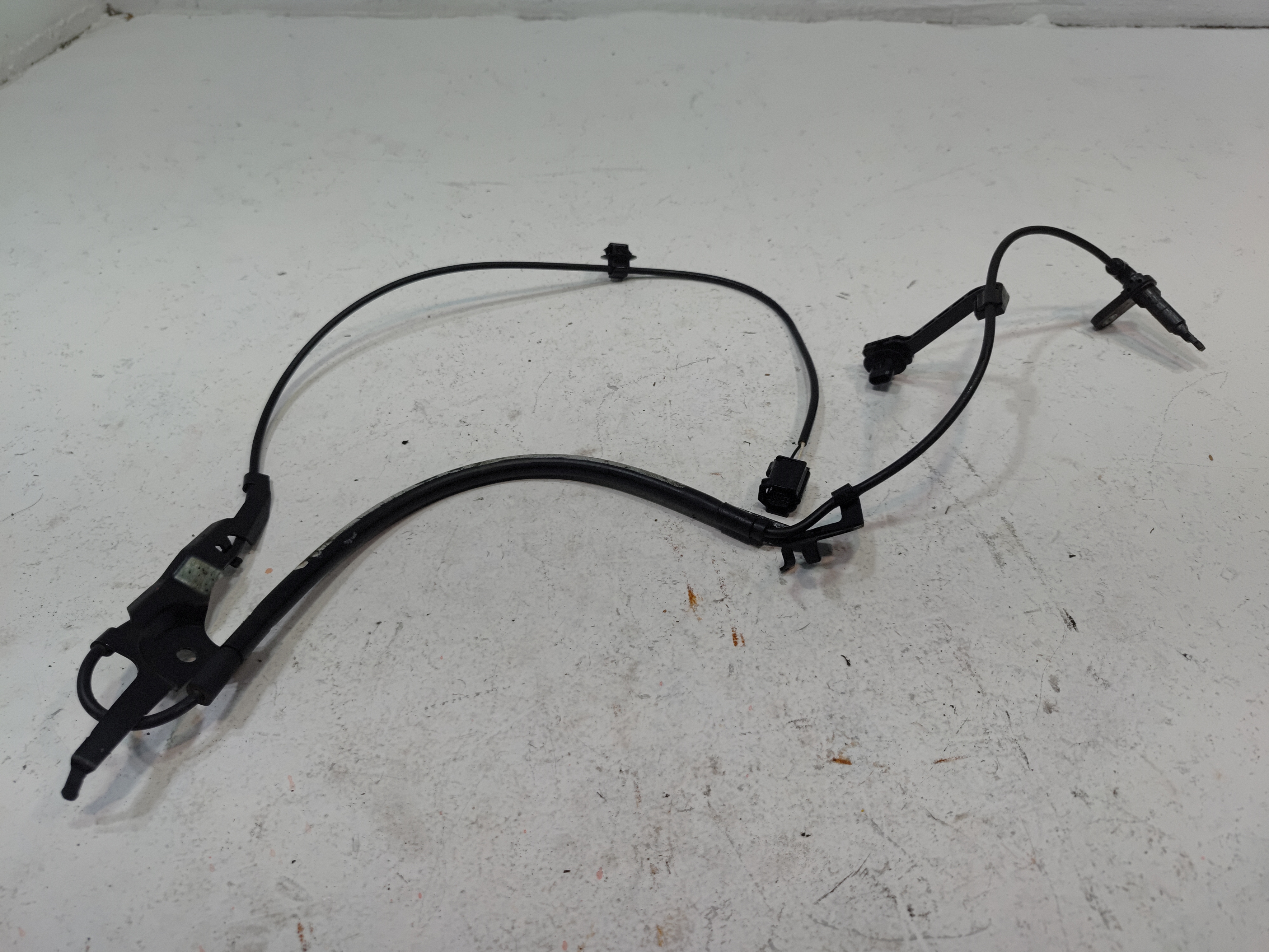 2018-2024 TOYOTA CAMRY FRONT LEFT DRIVER SIDE WHEEL SPEED ABS SENSOR OEM