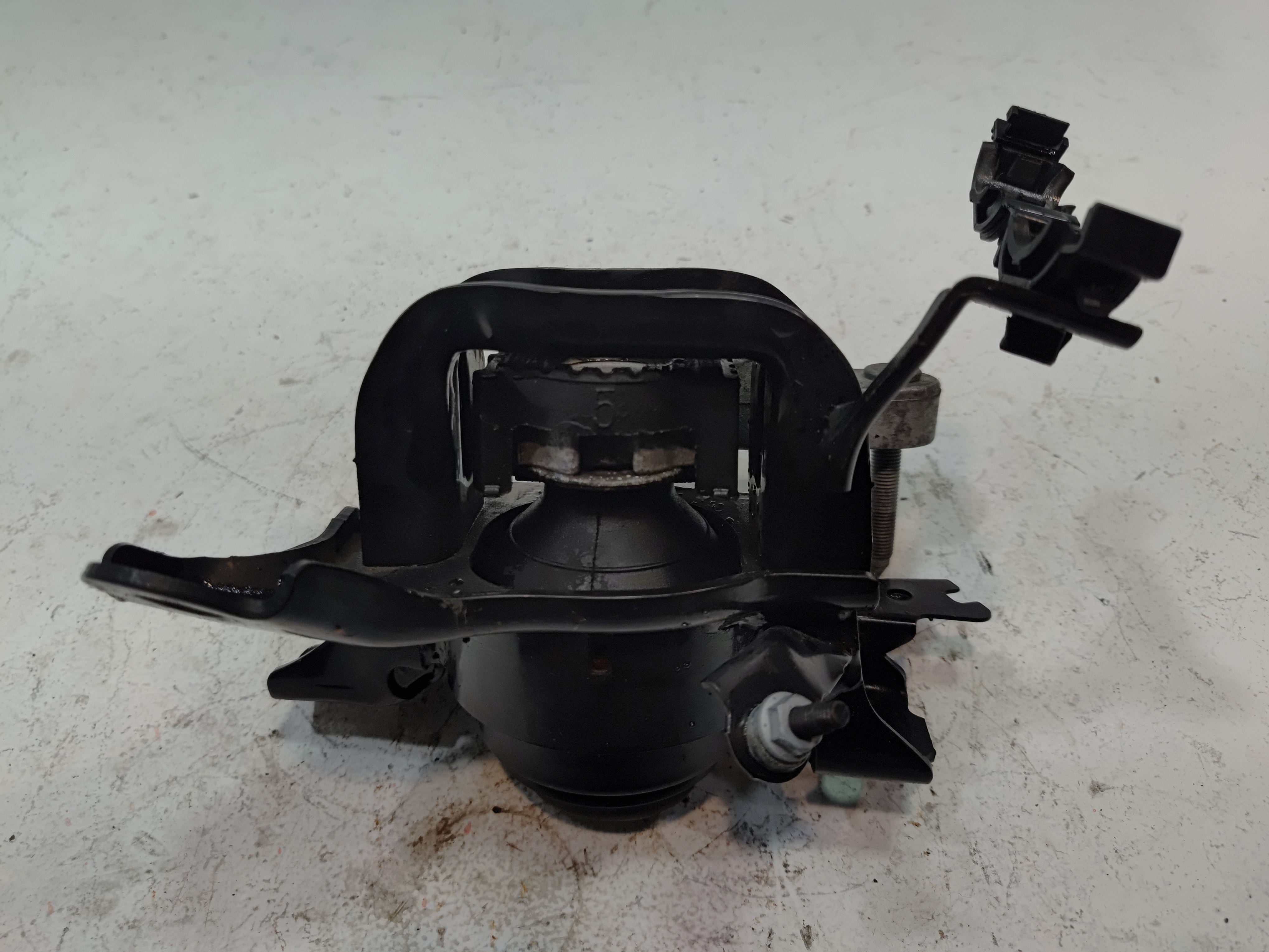 2018-2024 TOYOTA CAMRY 2.5L ENGINE MOTOR RIGHT SIDE MOUNT BRACKET SUPPORT OEM