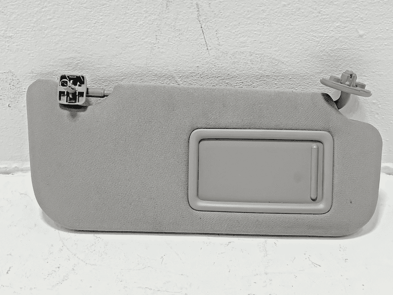 TOYOTA CAMRY 2018-2024 FRONT RIGHT PASSENGER SIDE SUN VISOR SUNVISOR GRAY OEM