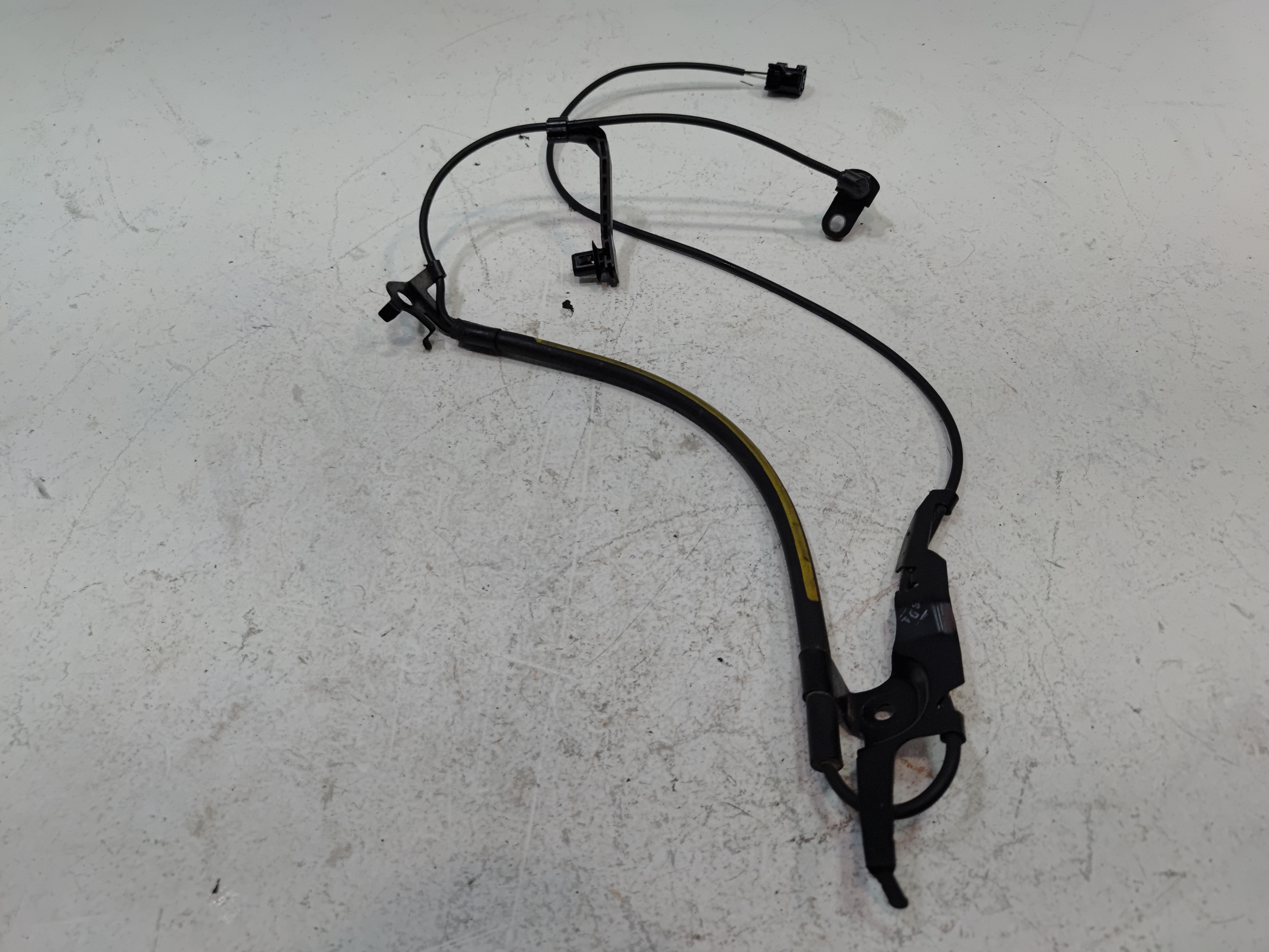 2018-2024 TOYOTA CAMRY FRONT RIGHT PASSENGER SIDE WHEEL SPEED ABS SENSOR OEM