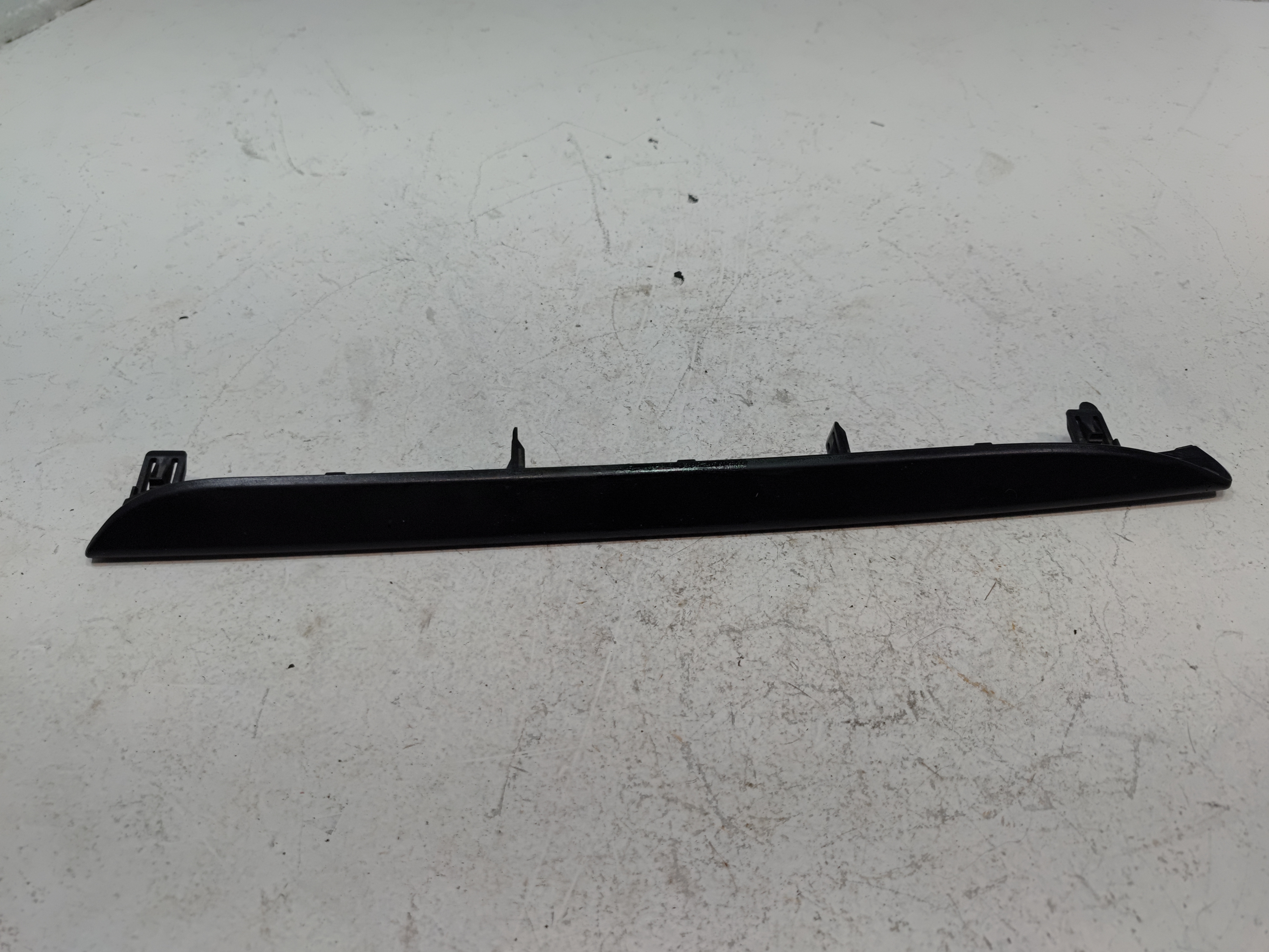 2018-2024 TOYOTA CAMRY SE XSE REAR PASSENGER SIDE BUMPER LOWER TRIM MOLDING OEM