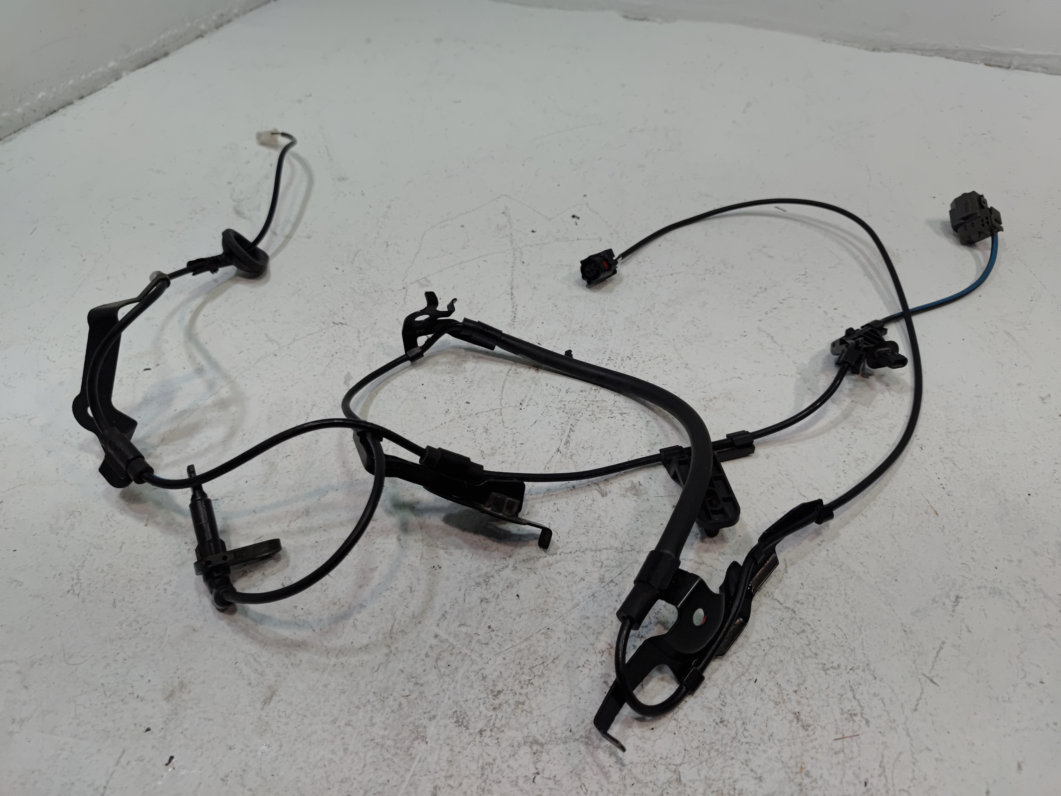 2018-2024 TOYOTA CAMRY FRONT LEFT DRIVER SIDE WHEEL SPEED ABS SENSOR OEM