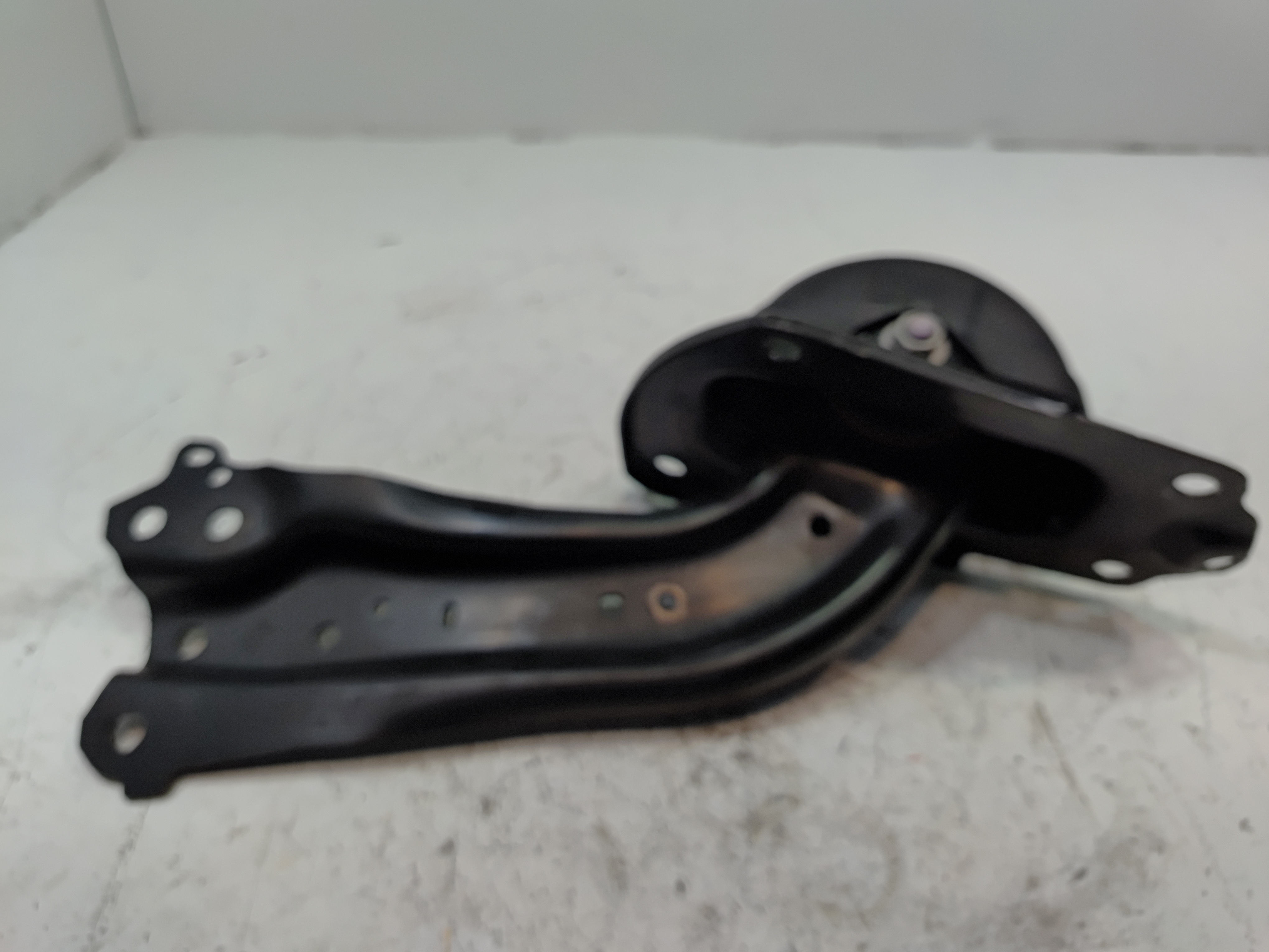 2018-2025 Toyota Camry Rear Passenger Side Trailing Control Arm w/Bracket OEM