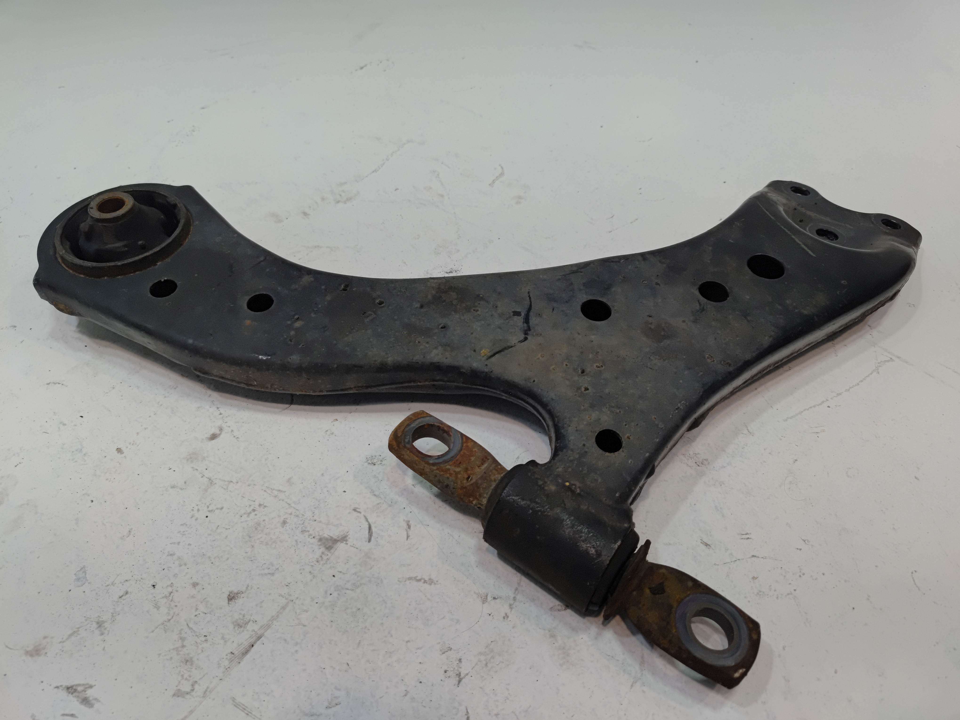 2018-2025 TOYOTA CAMRY FRONT LEFT DRIVER SIDE LOWER CONTROL ARM OEM