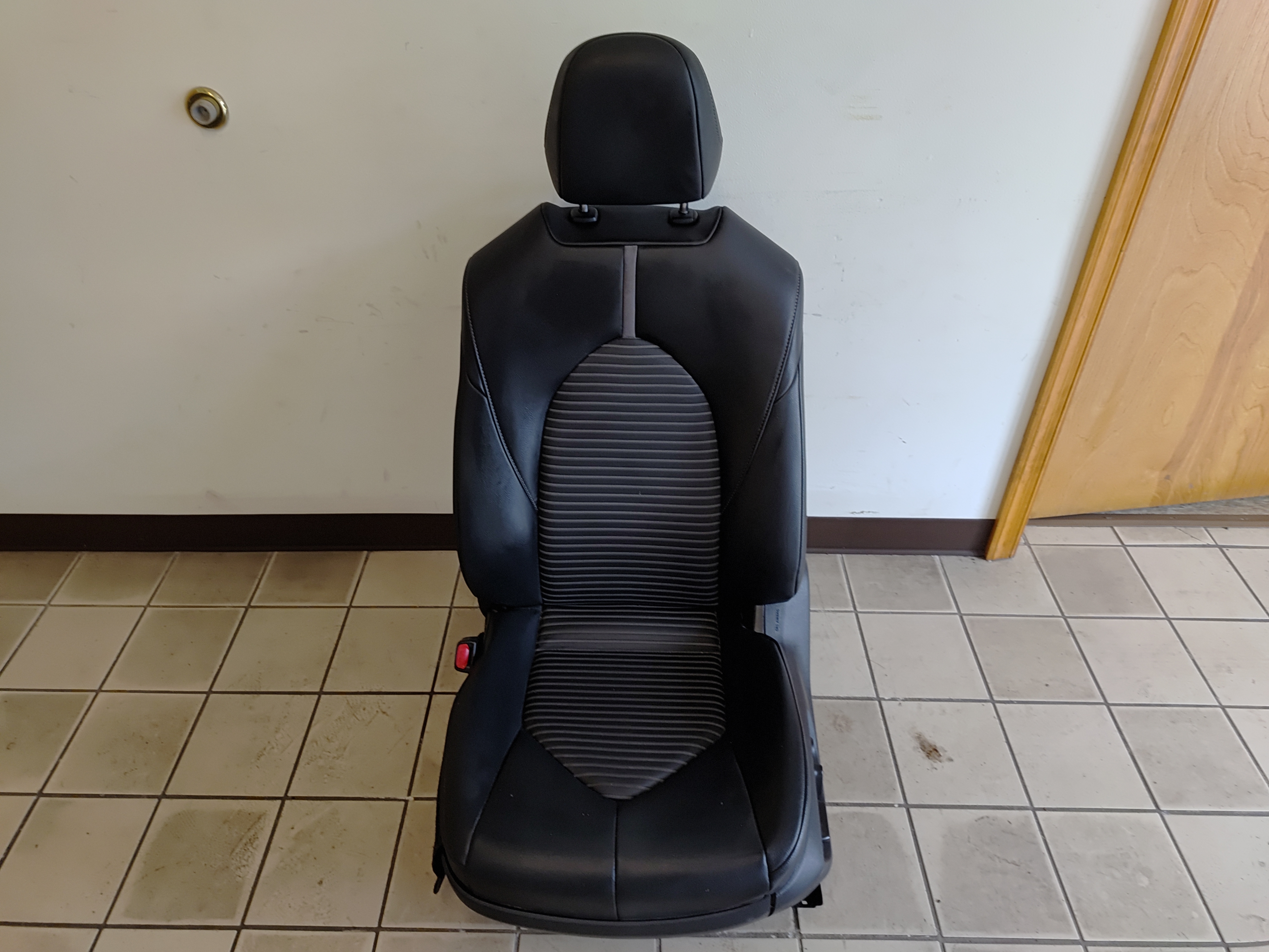 2018-2024 TOYOTA CAMRY FRONT LEFT DRIVER SIDE SEAT ASSEMBLY OEM