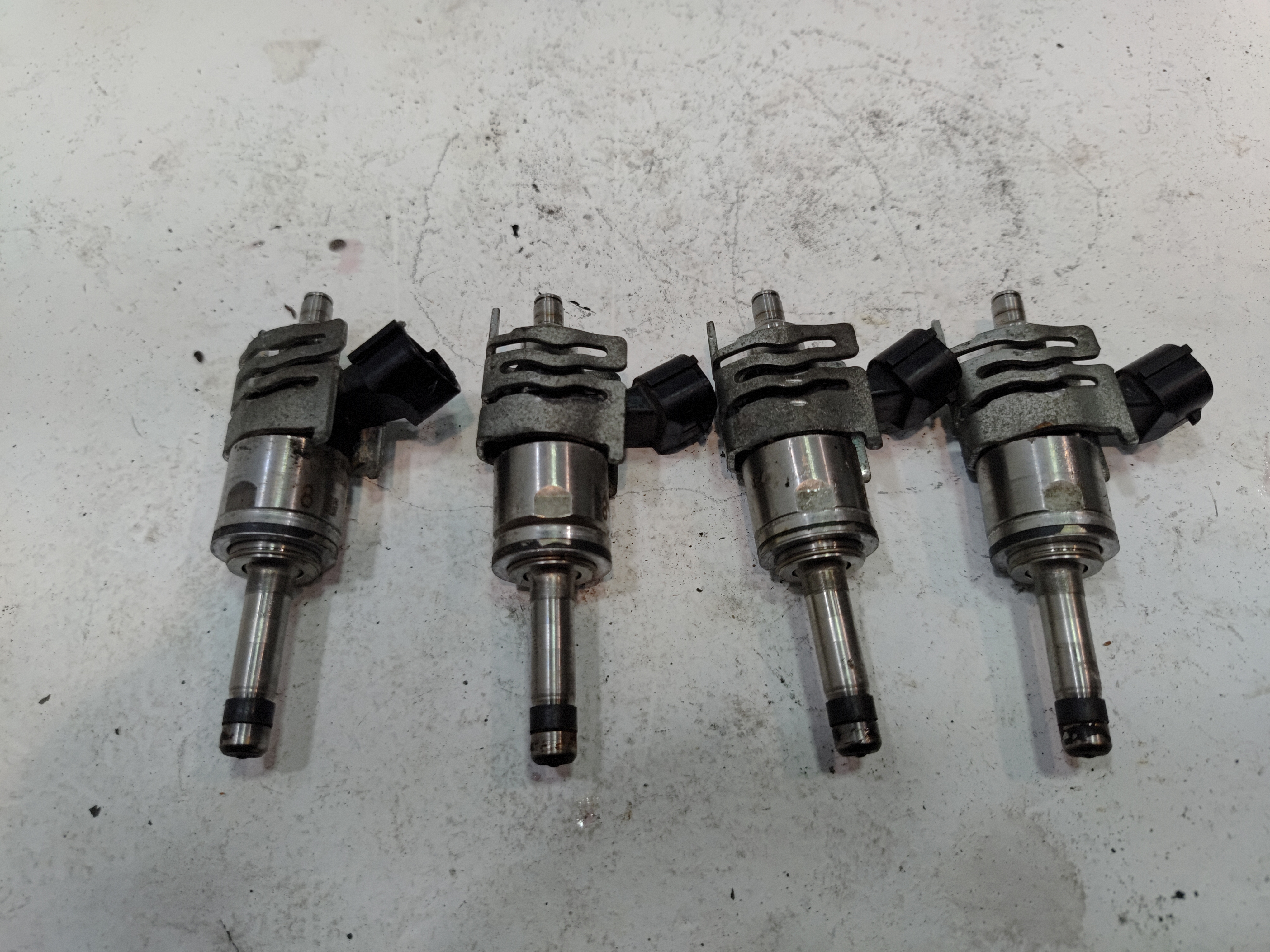 2018-2025 Toyota RAV4 2.5L Fuel Injector Injectors Set of 4 Pcs OEM