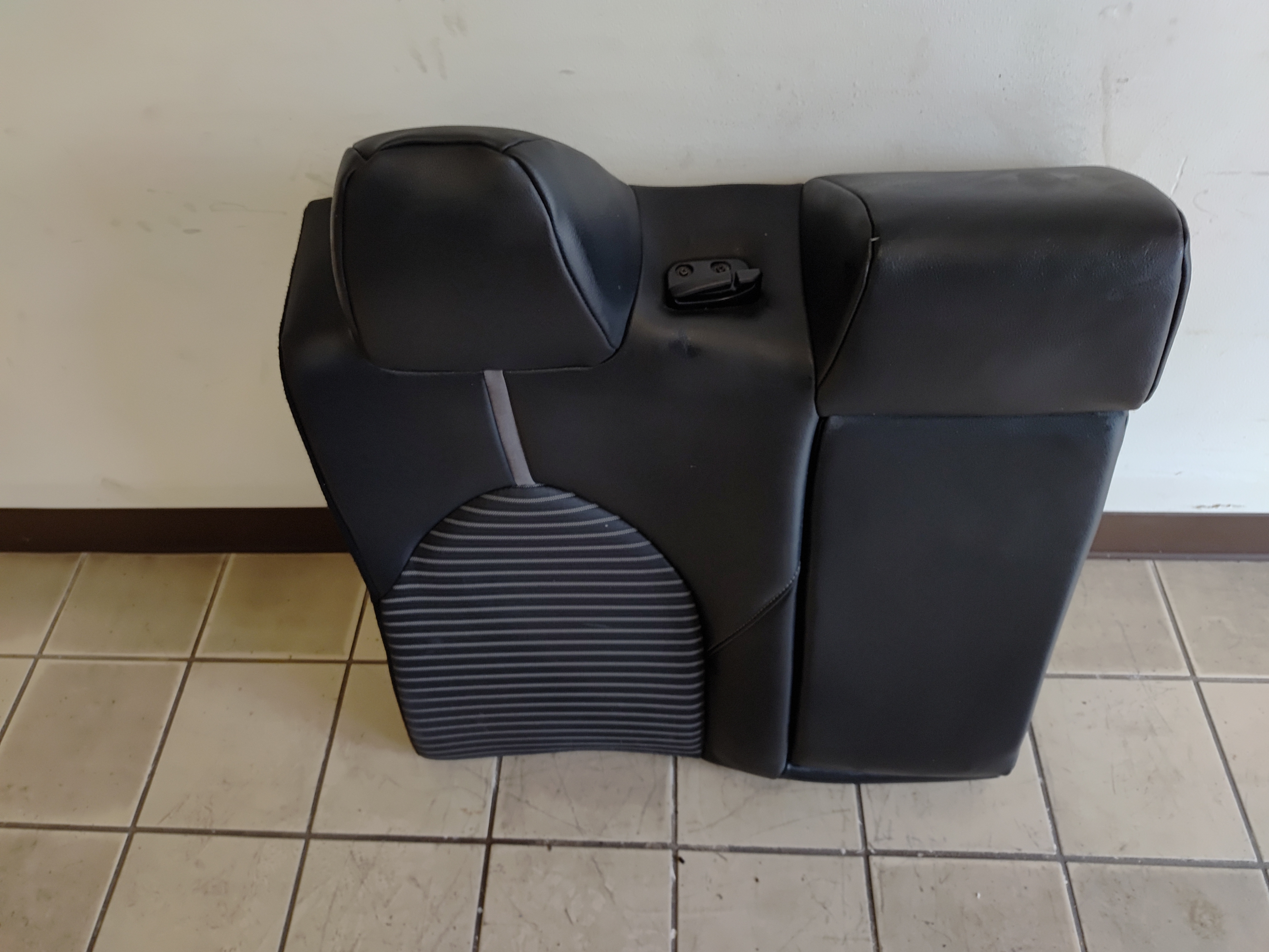 2019 TOYOTA CAMRY REAR SEAT PASSENGER SIDE UPPER CUSHION PAD SOFTEX BLACK OEM