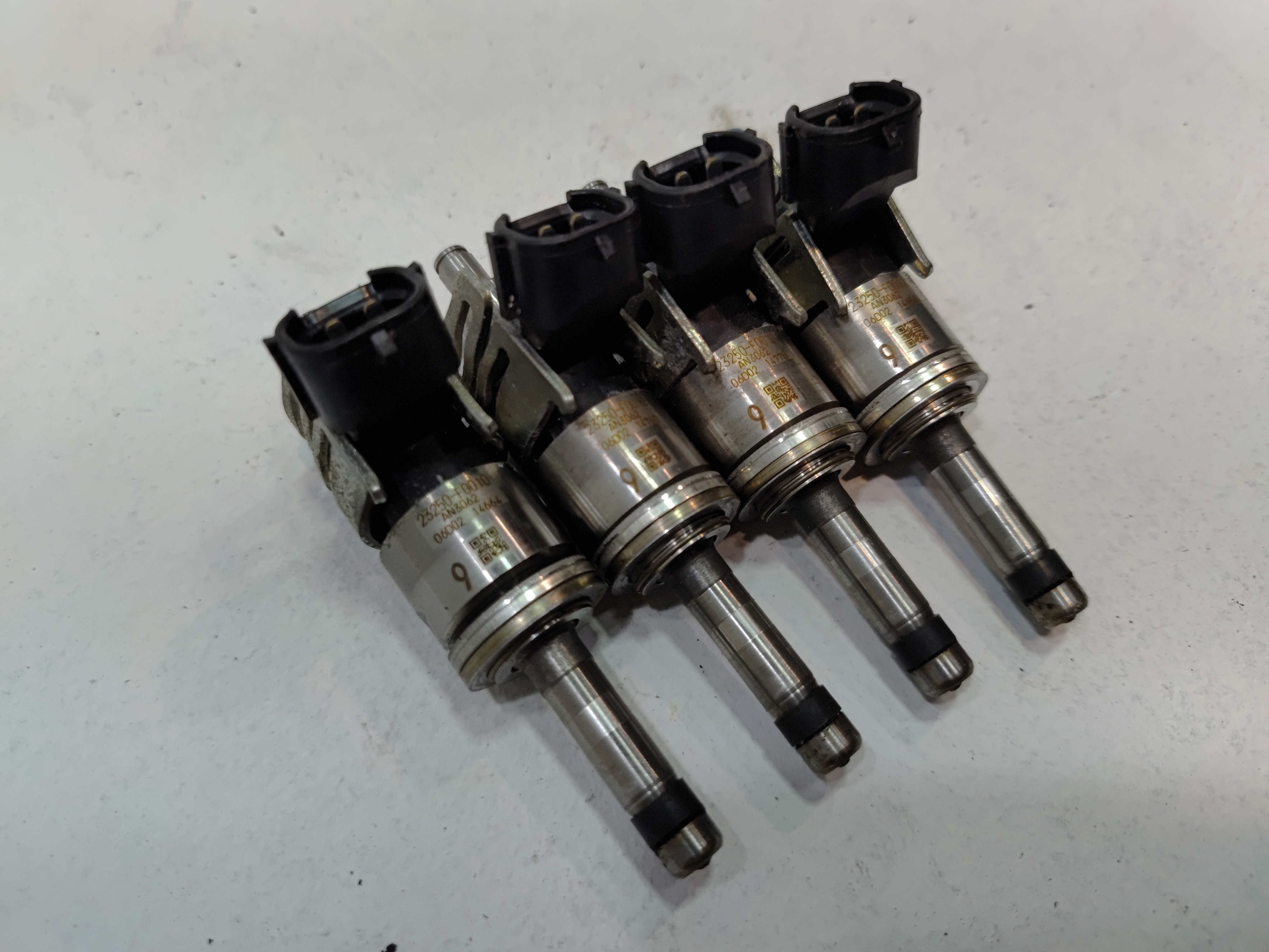 2023-2025 Toyota Crown Fuel Injector Injectors Set of 4 Pcs OEM