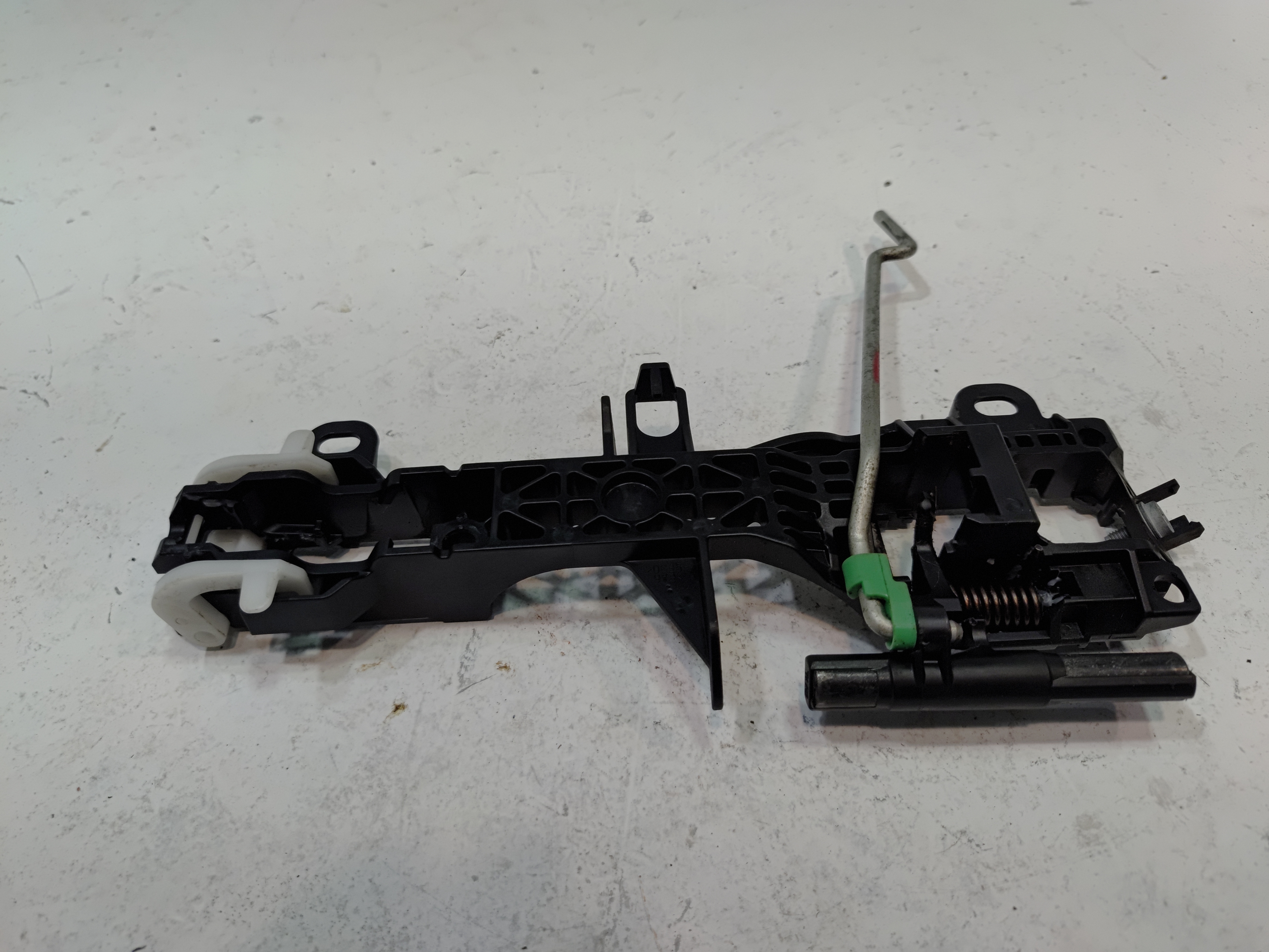 2018-2024 TOYOTA CAMRY FRONT LEFT DRIVER SIDE EXTERIOR DOOR HANDLE BASE OEM