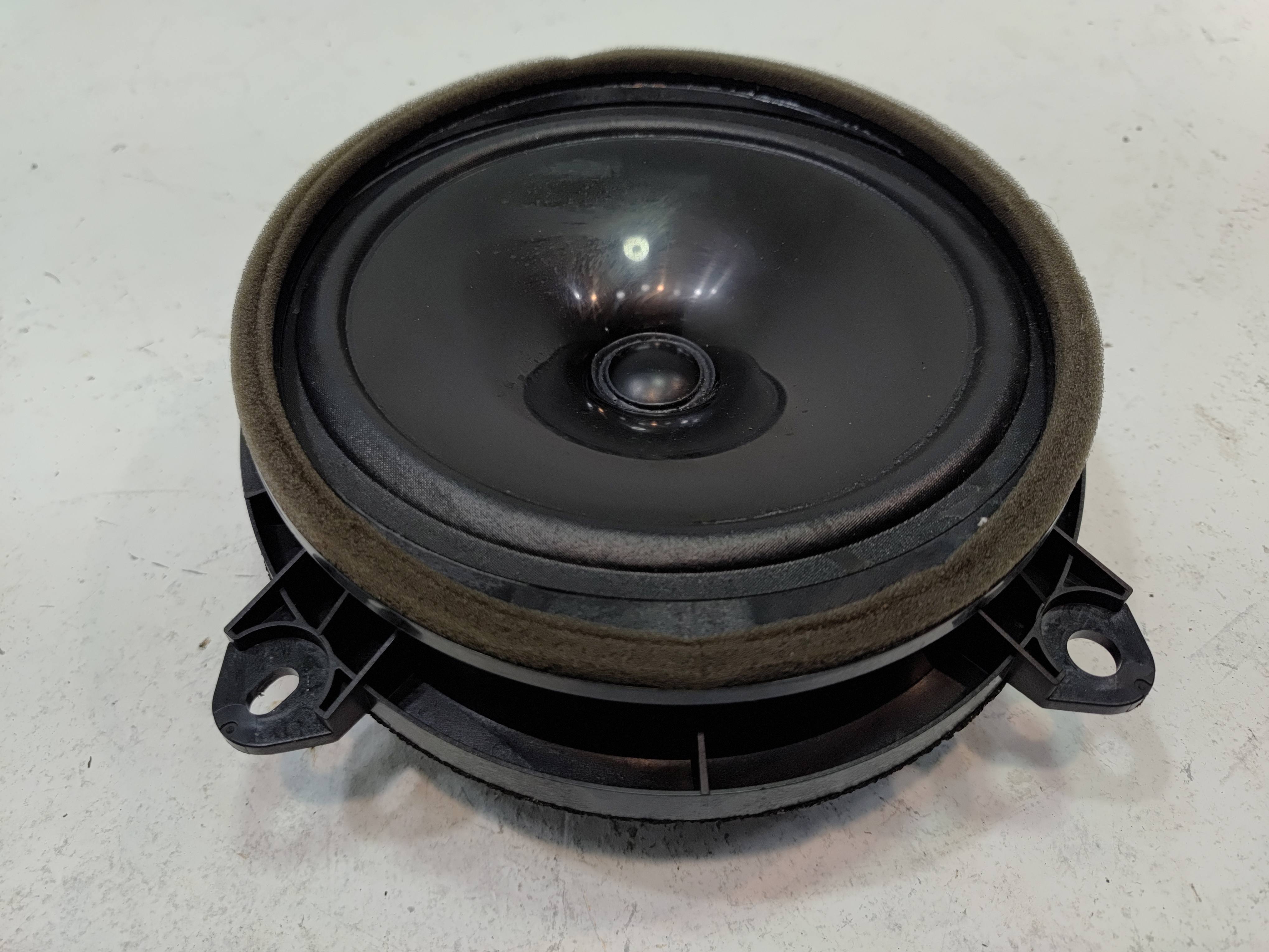 2018-2024 TOYOTA CAMRY FRONT RIGHT OR LEFT SIDE DOOR AUDIO SOUND SPEAKER OEM