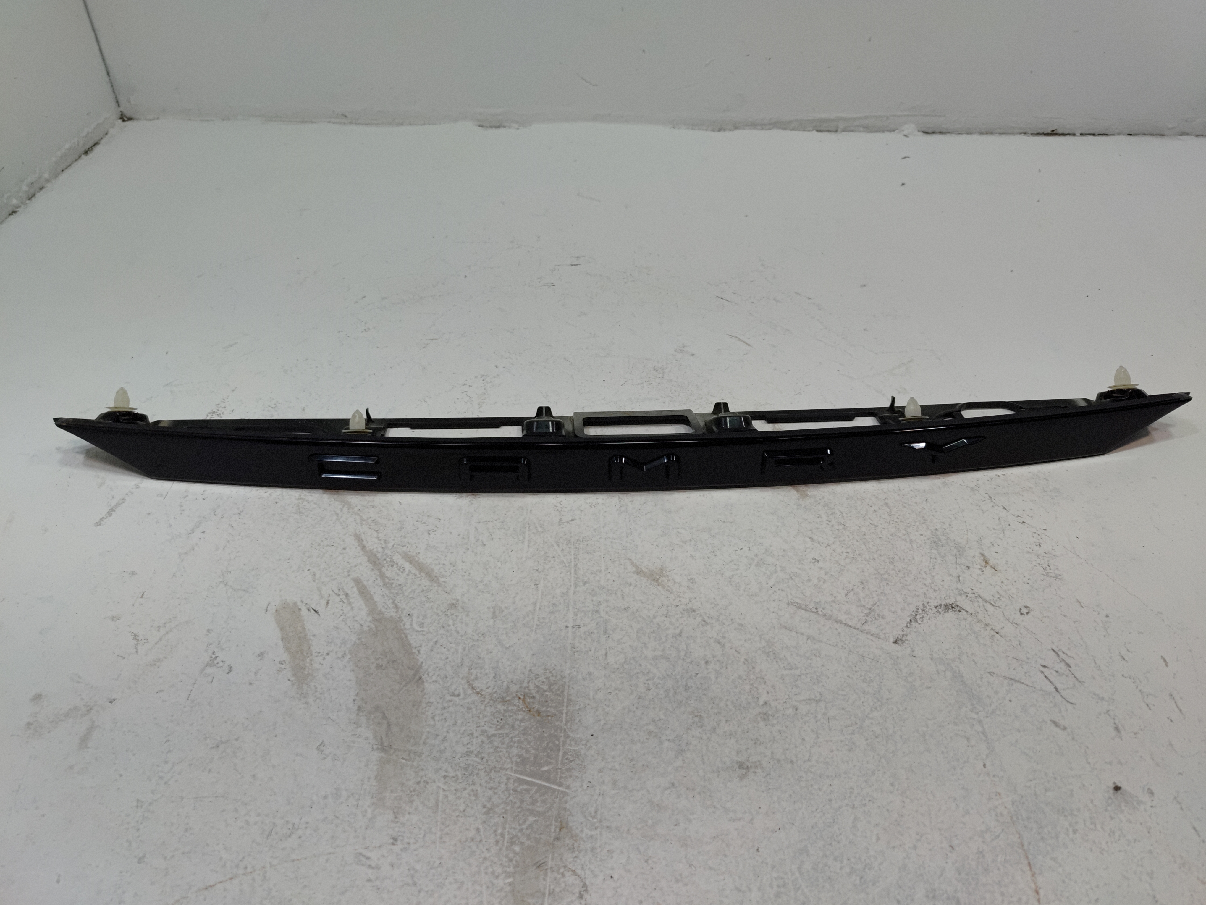 20-24 Toyota Camry SE Nightshade Trunk Lid License Plate Light Molding *218* OEM