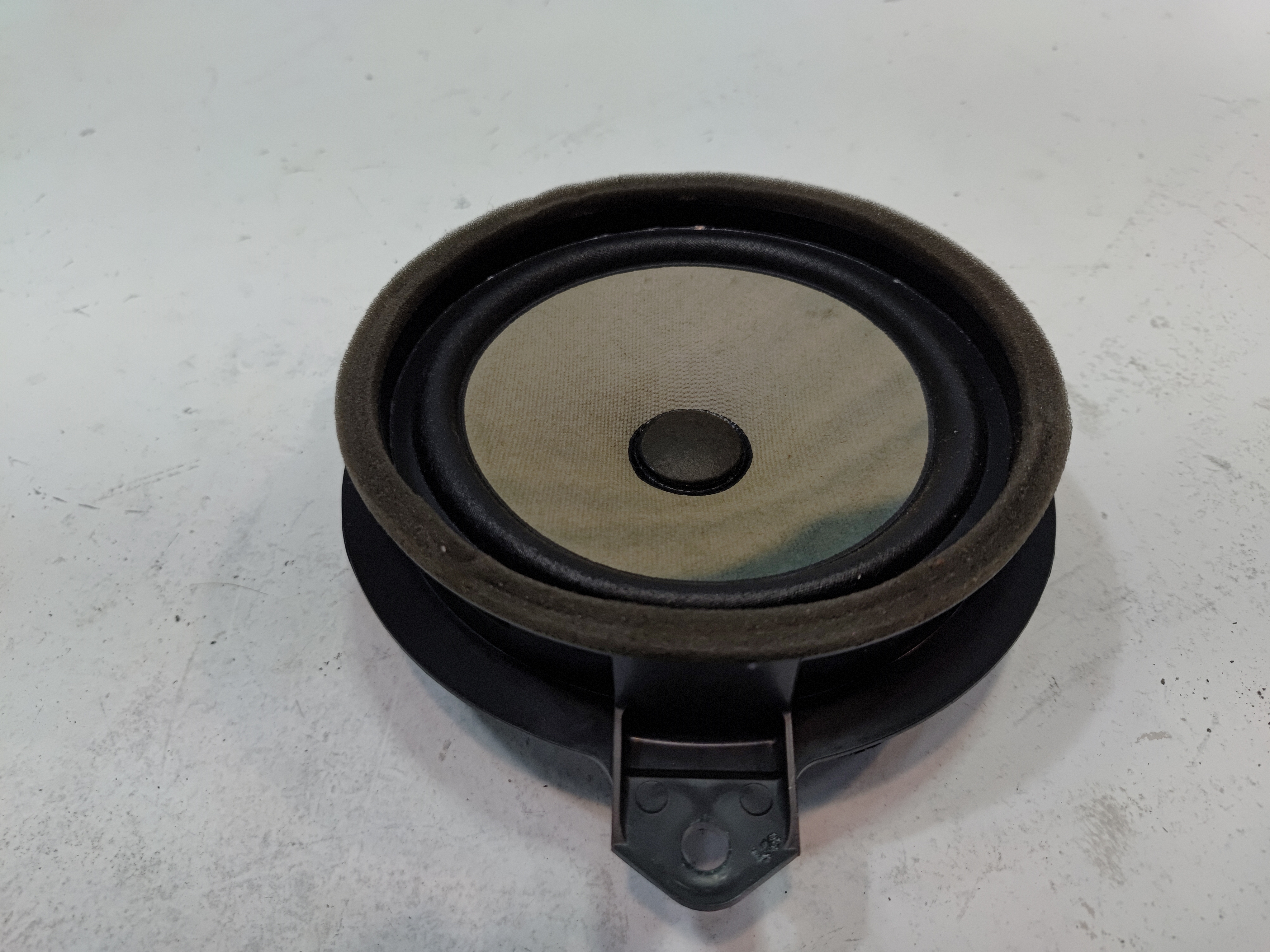 2018 TOYOTA CAMRY REAR LEFT OF RIGHT SIDE DOOR AUDIO SOUND SPEAKER OEM