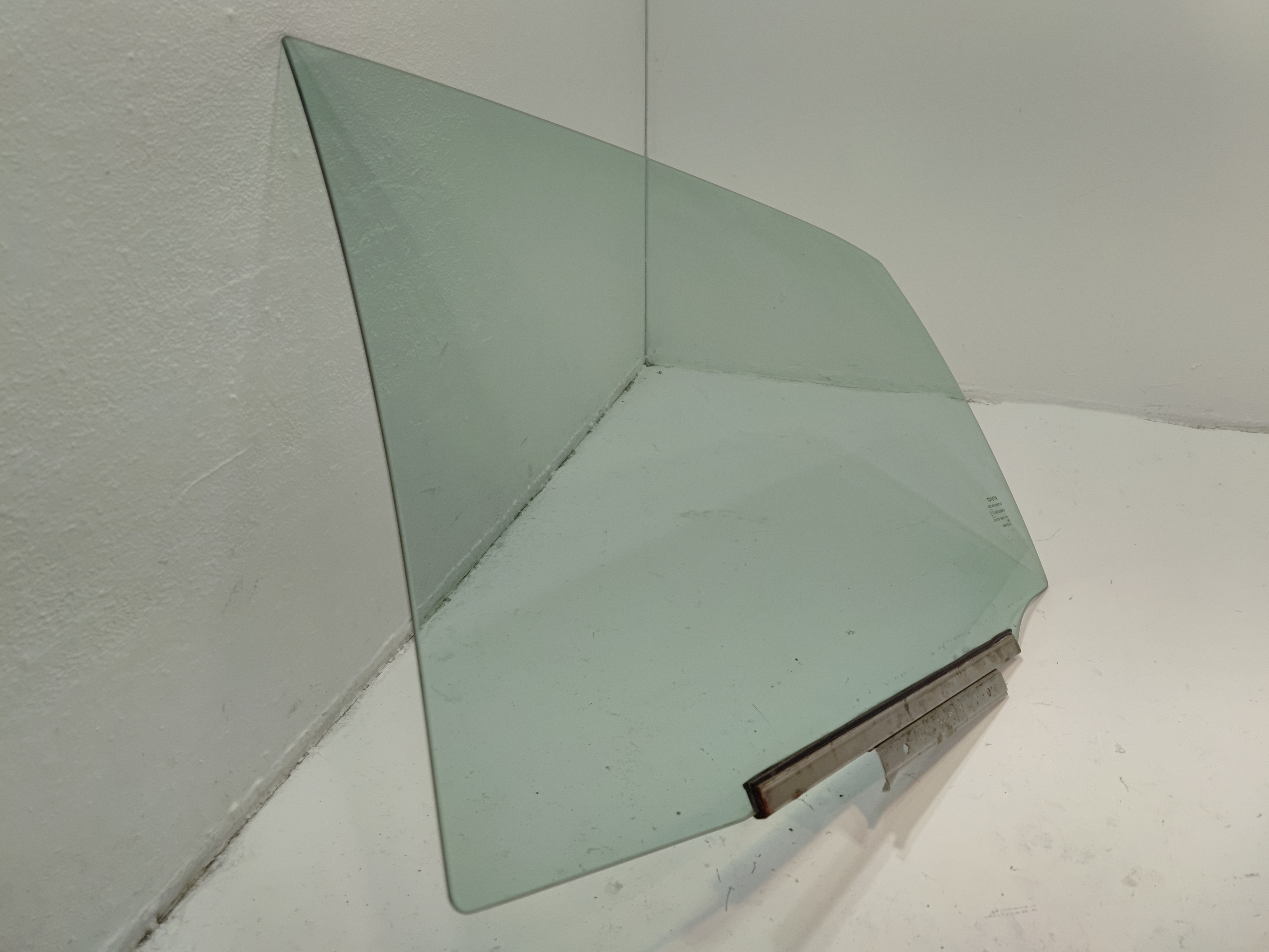 2018-2024 TOYOTA CAMRY REAR LEFT DRIVER SIDE DOOR WINDOW GLASS OEM