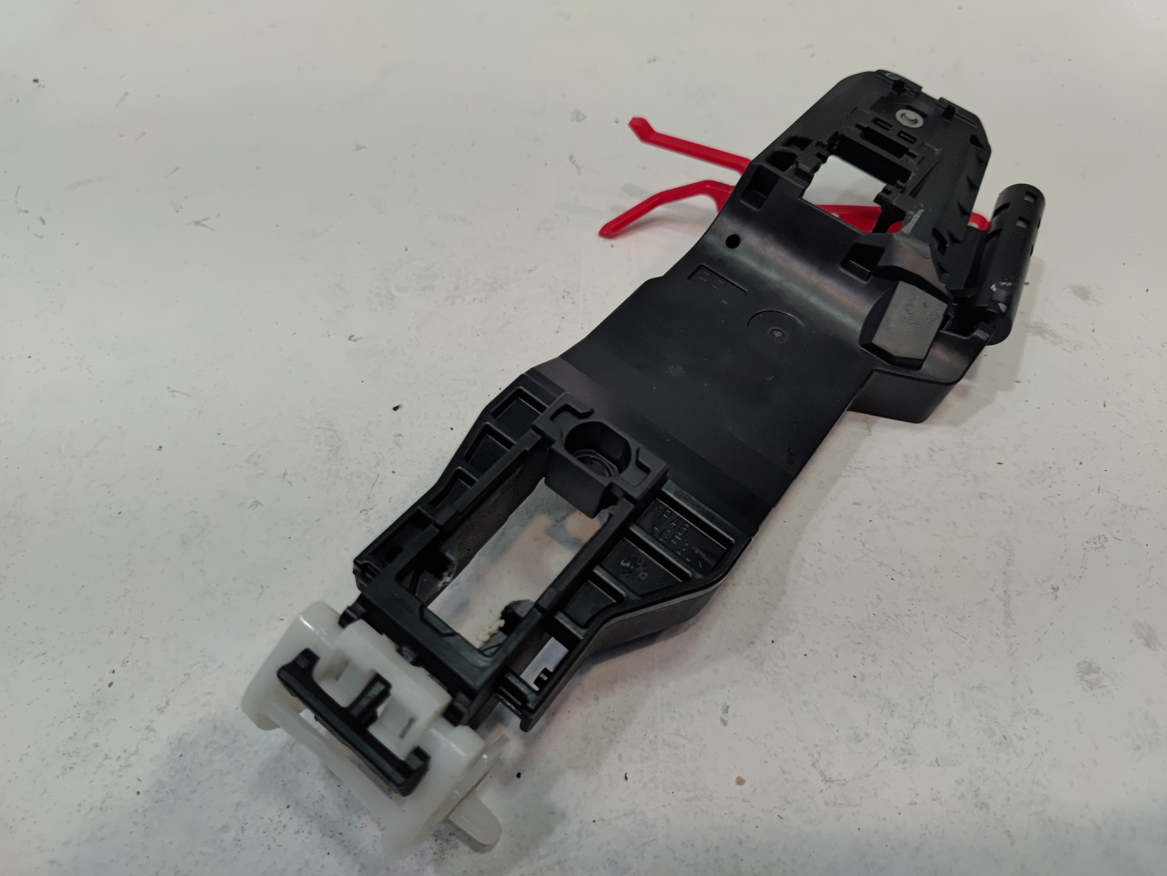 2018-2025 TOYOTA CAMRY REAR RIGHT PASSENGER SIDE EXTERIOR DOOR HANDLE BASE OEM