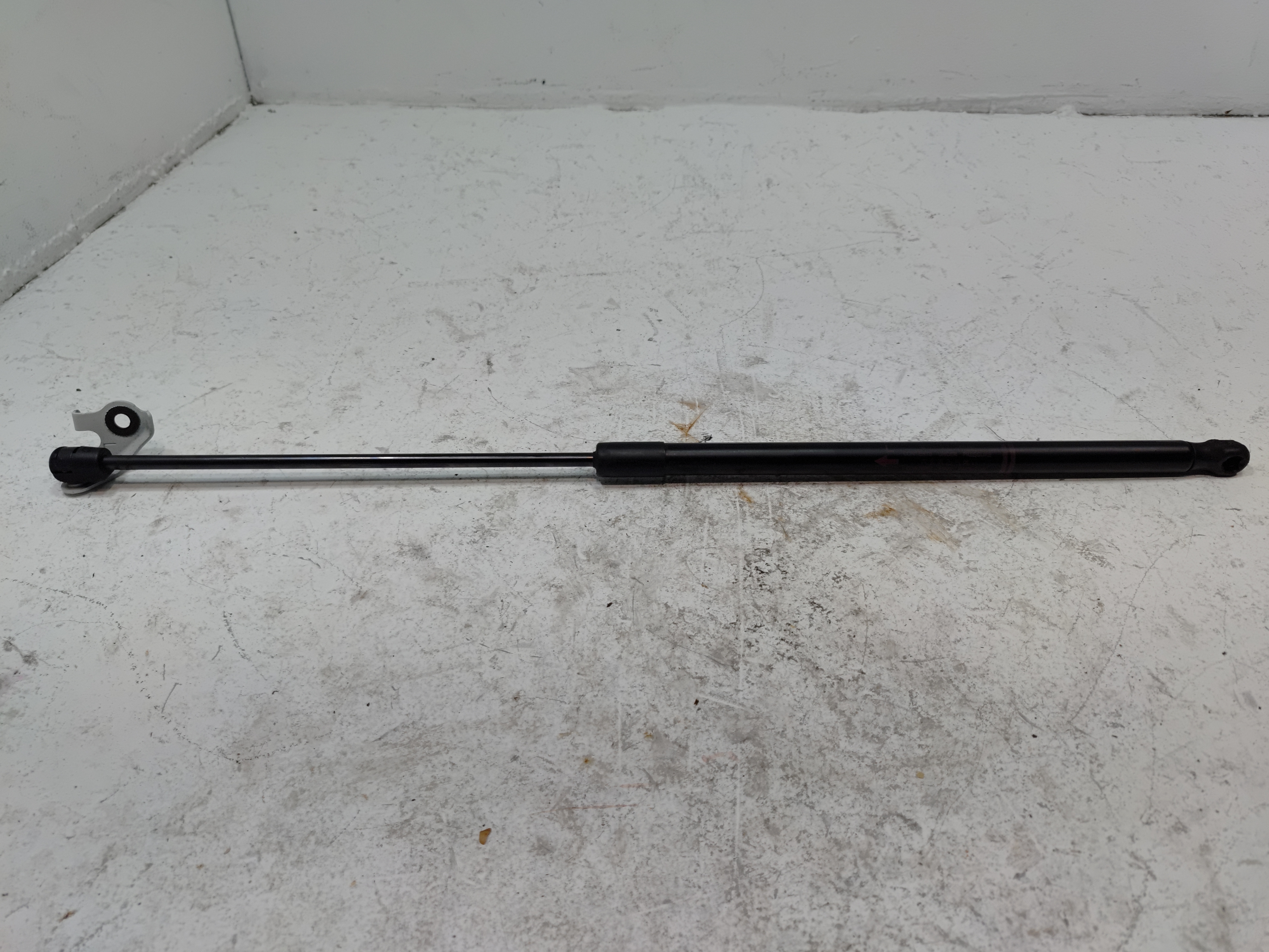 2018-2020 TOYOTA CAMRY HOOD DRIVER SIDE LIFT CYLINDER SUPPORT SHOCK STRUT OEM