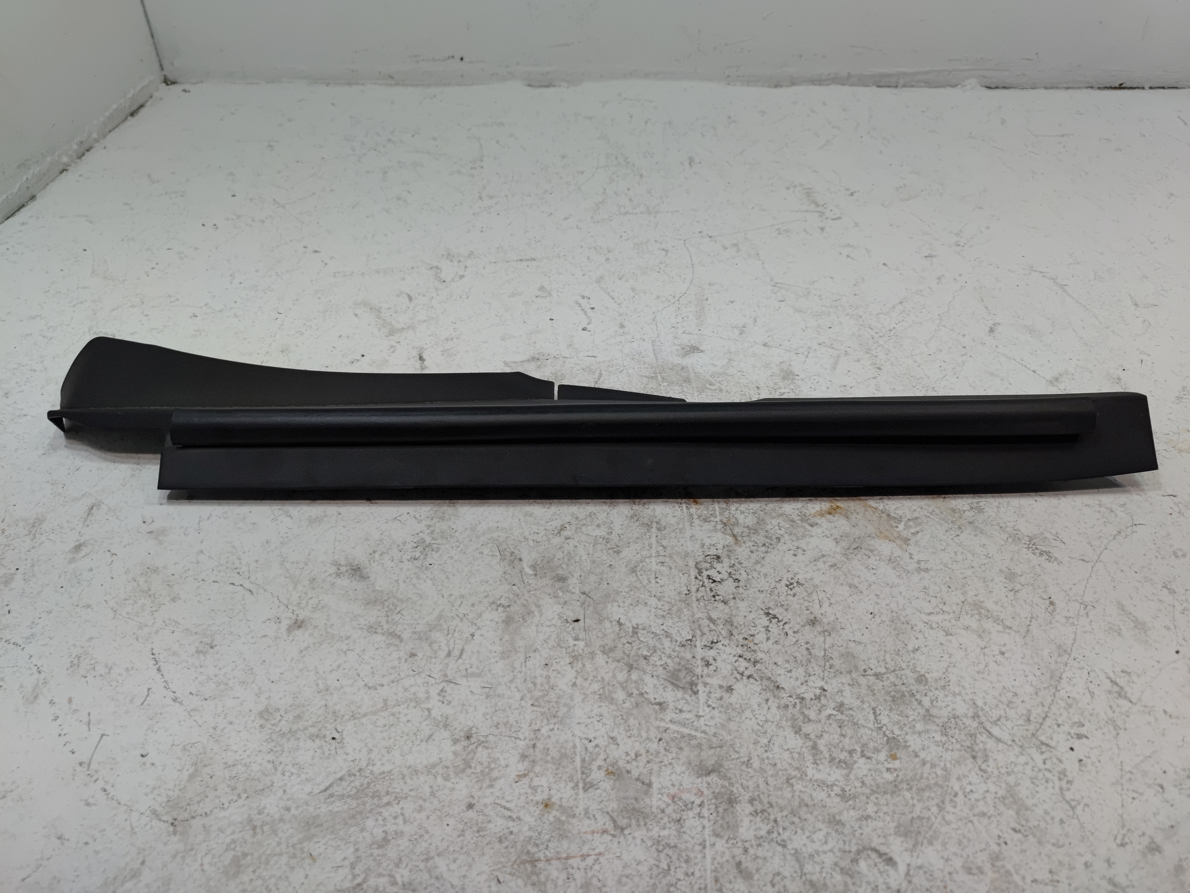2018-2024 TOYOTA CAMRY FRONT LEFT DRIVER FENDER PROTECTOR LEDGE COVER PANEL OEM