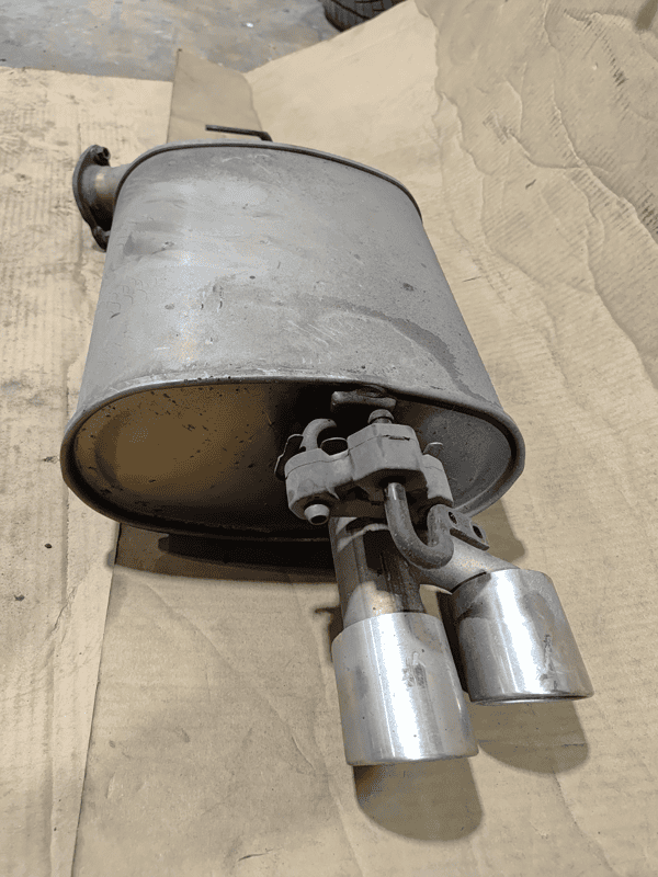 2018-2024 TOYOTA CAMRY SE 2.5L FWD EXHAUST SYSTEM REAR MUFFLER DUAL TIP OEM