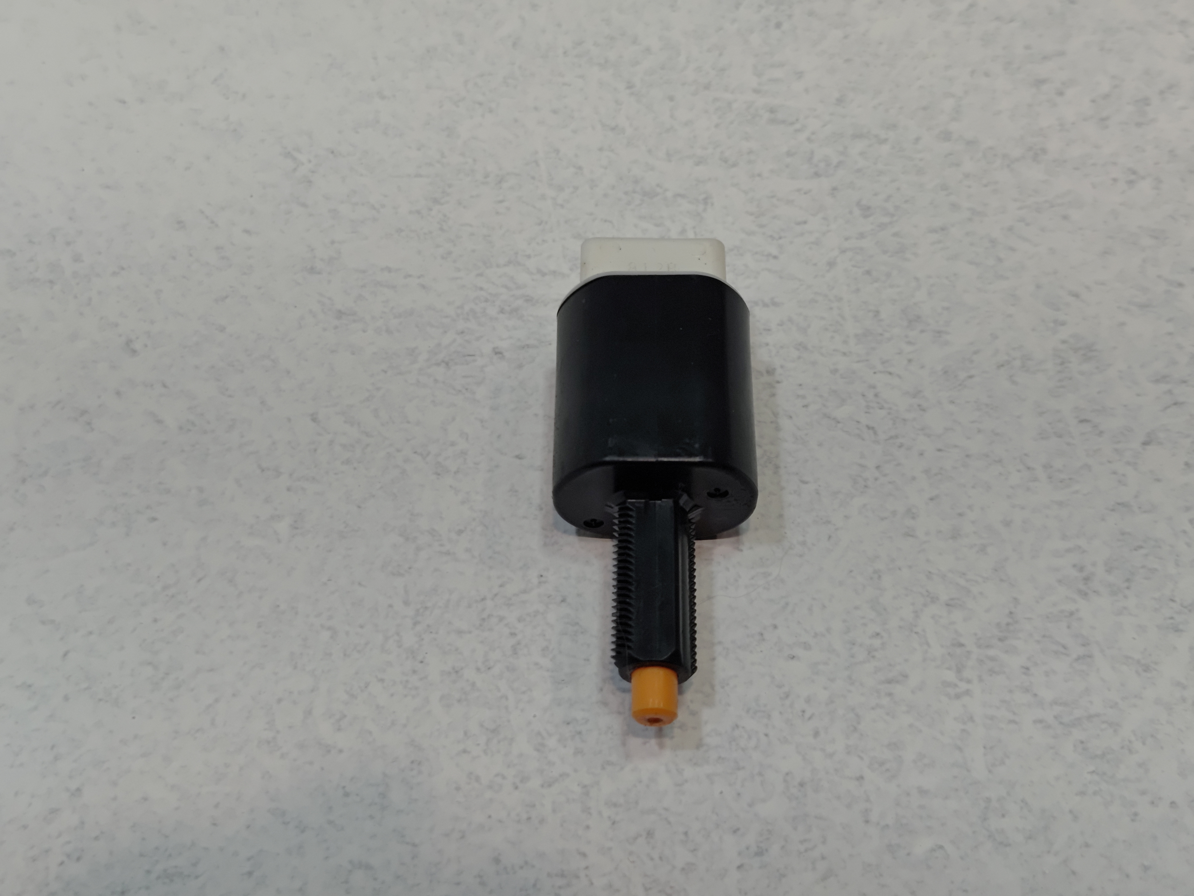 2018-2020 TOYOTA CAMRY BRAKE PEDAL STOP LIGHT LAMP SENSOR SWITCH OEM