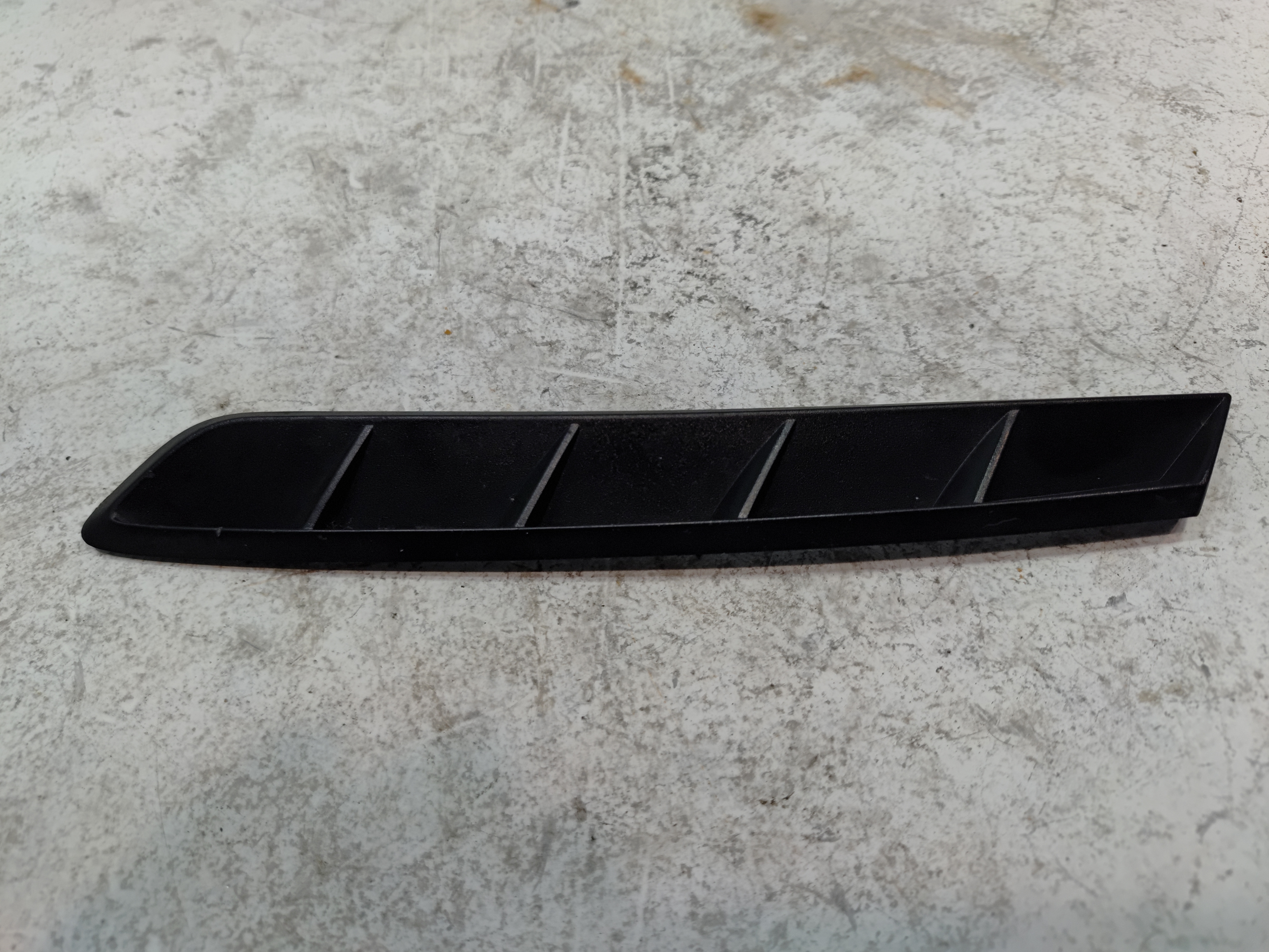 18-24 Toyota Camry SE XSE Rear Passenger Side Bumper Extension Molding Trim OEM