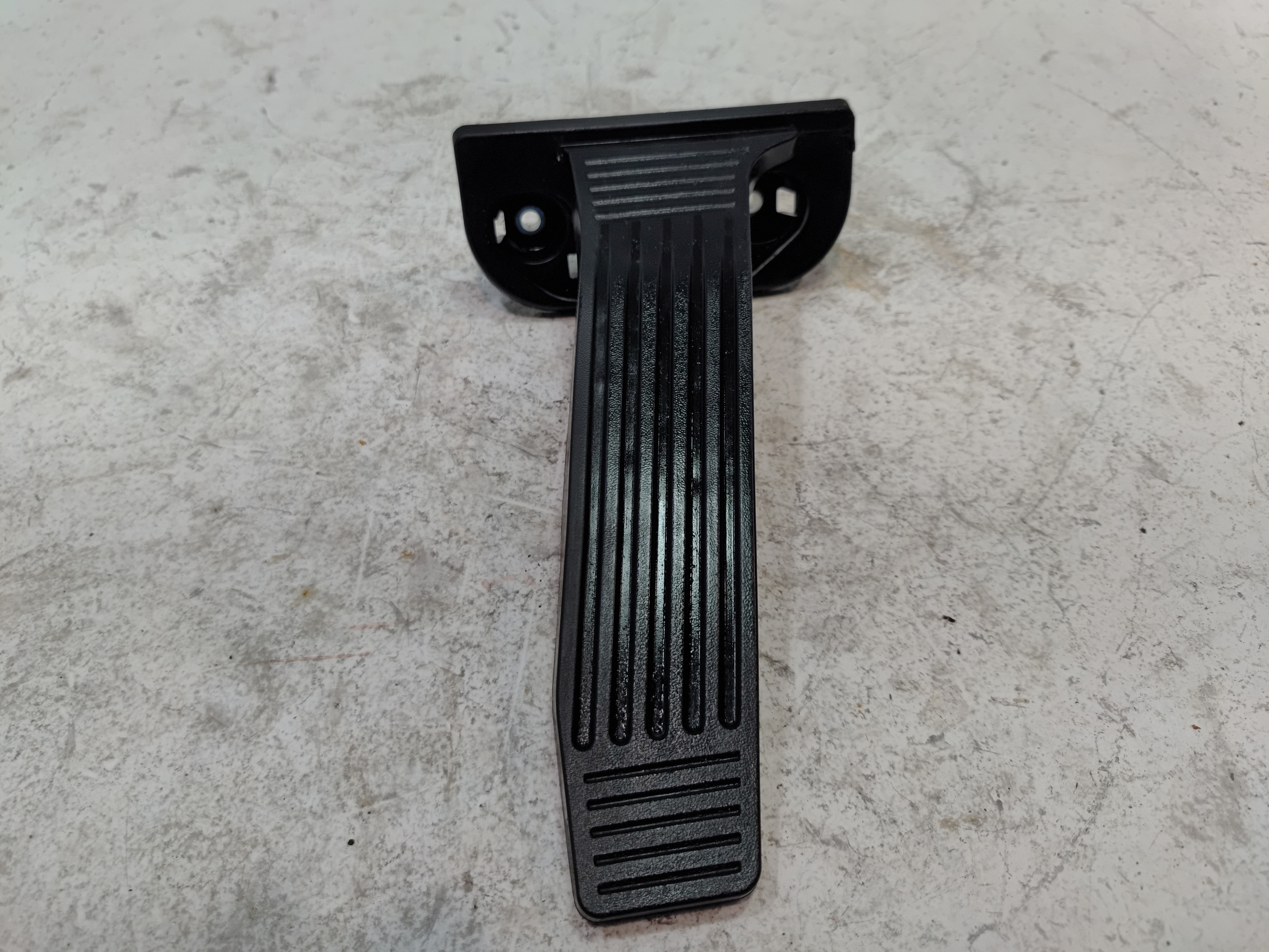 2018-2024 Toyota Camry Gas Pedal Accelerator Throttle Sensor Pad OEM