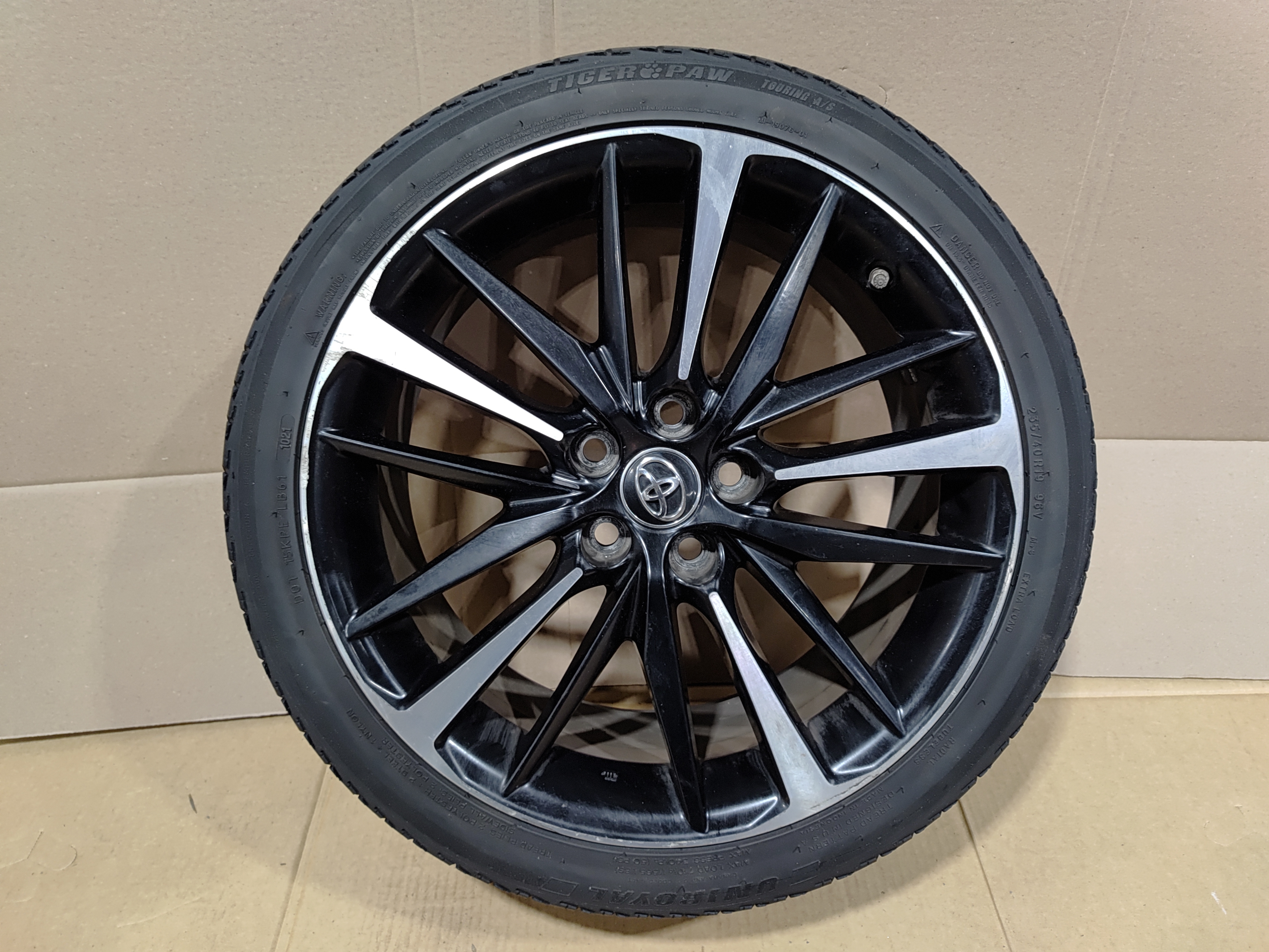 2018-2020 TOYOTA CAMRY 19 INCH WHEEL RIM TIRE 19x8J 235/40/R19 1PCS OEM