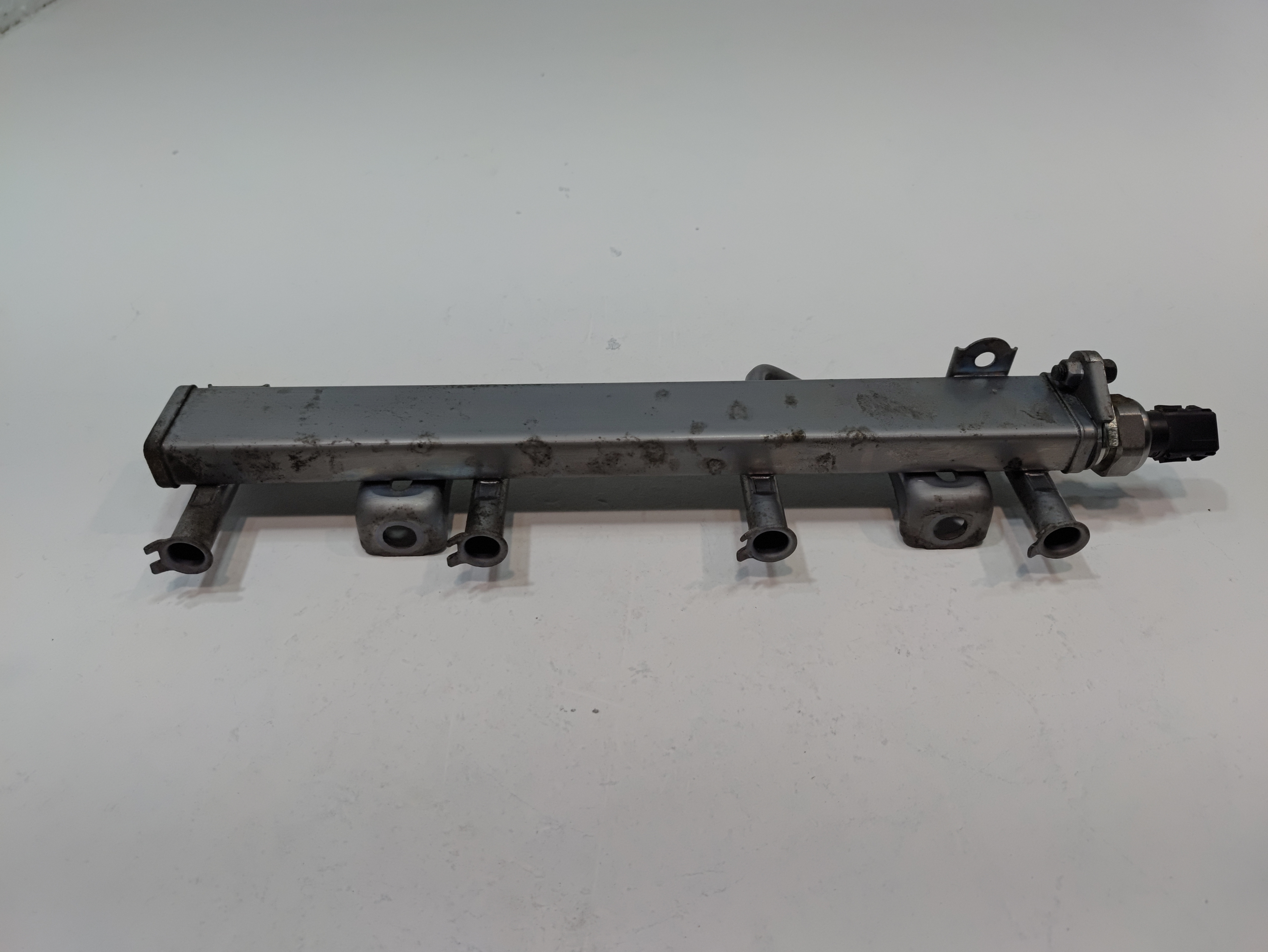 2018-2024 TOYOTA CAMRY 2.5L ENGINE FUEL INJECTION DELIVERY RAIL & SENSOR OEM