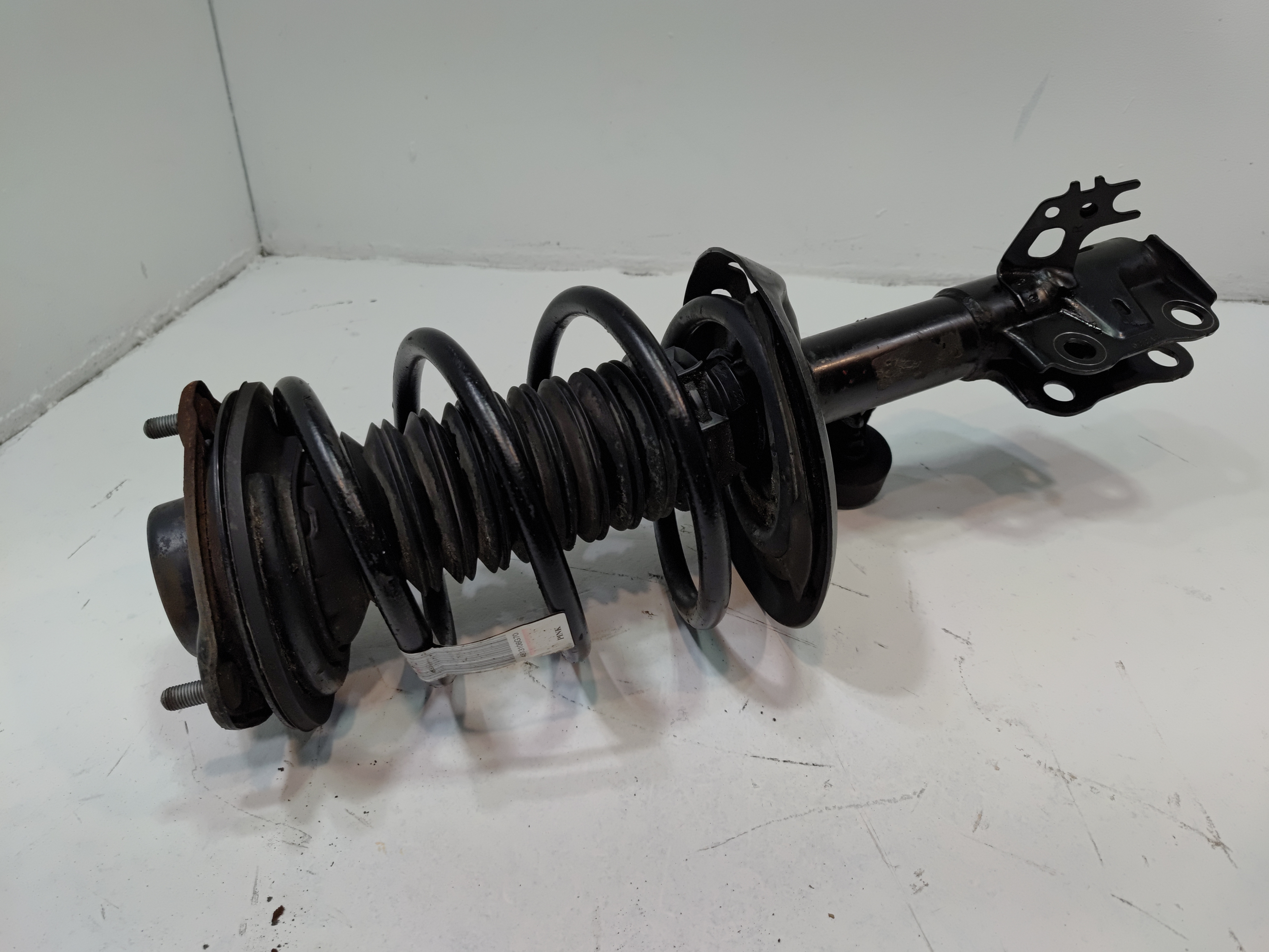 2018-2024 TOYOTA CAMRY 2.5L FRONT PASSENGER SIDE SHOCK ABSORBER STRUT OEM