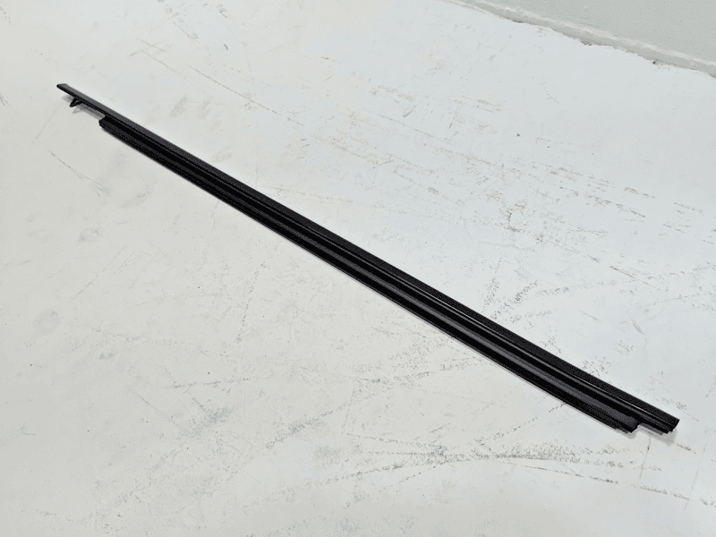 2018-2024 TOYOTA CAMRY REAR DRIVER SIDE DOOR WINDOW LOWER BELT MOLDING BLACK OEM