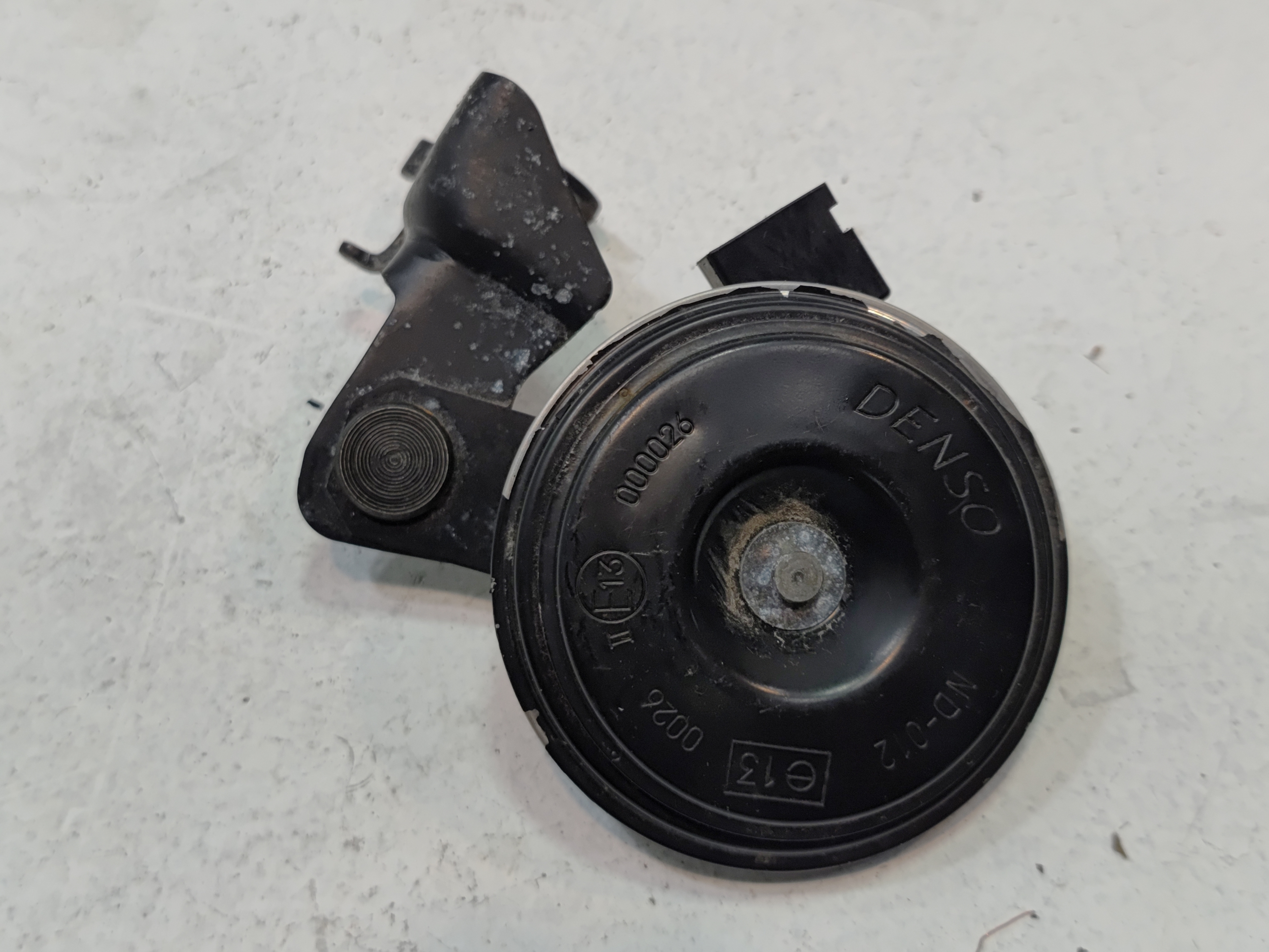 2018-2025 TOYOTA CAMRY ANTI THEFT ALARM SIREN HORN W/ BRACKET OEM