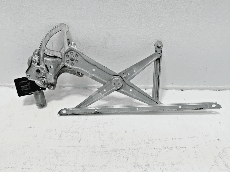2018-2025 TOYOTA CAMRY FRONT PASSENGER SIDE DOOR WINDOW REGULATOR W/ MOTOR OEM