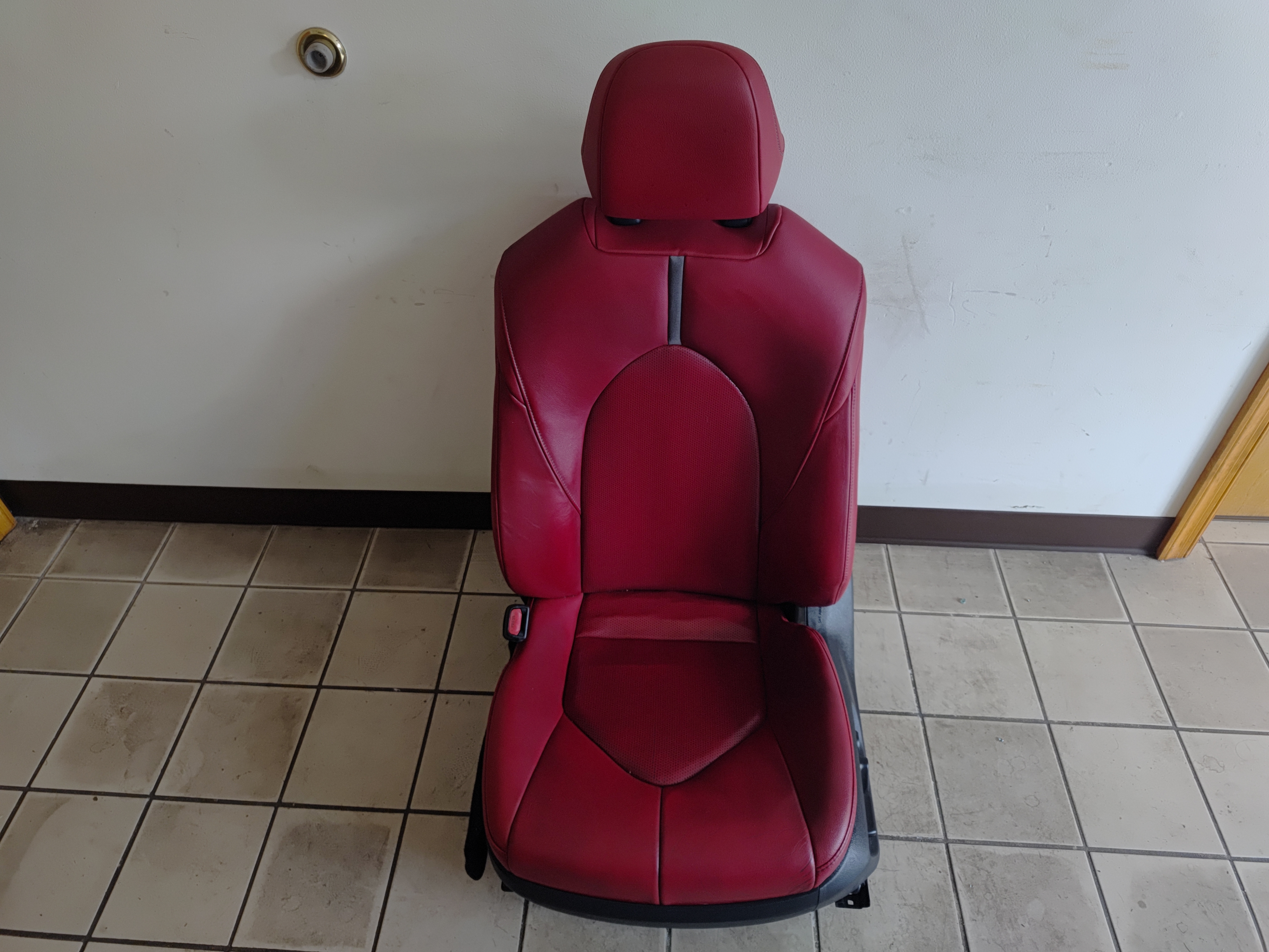 2018 TOYOTA CAMRY XSE FRONT LEFT DRIVER SIDE SEAT ASSEMBLY LEATHER RED OEM