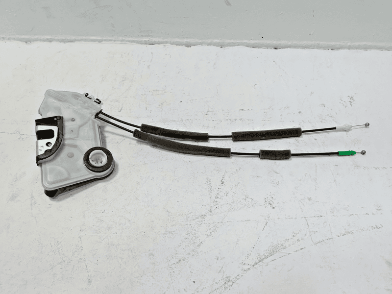 TOYOTA CAMRY FRONT RIGHT PASSENGER SIDE DOOR LOCK LATCH ACTUATOR OEM 2018 - 2024