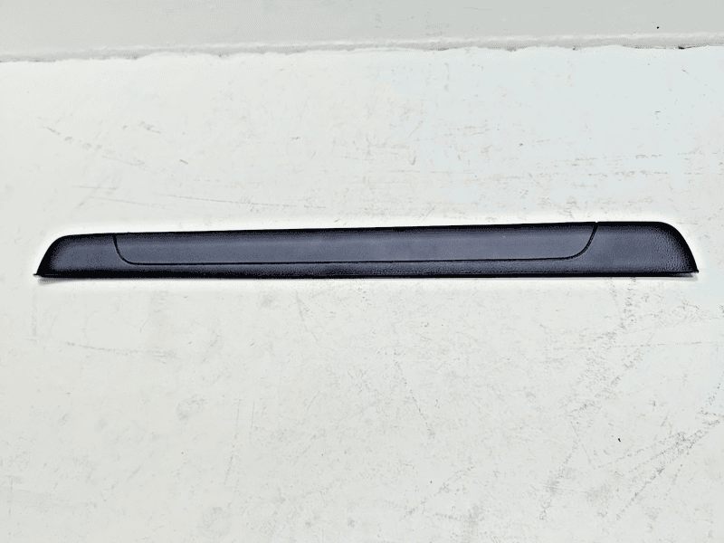 TOYOTA CAMRY FRONT PASSENGER SIDE DOOR SILL SCUFF PLATE TRIM COVER OEM 2018-2024