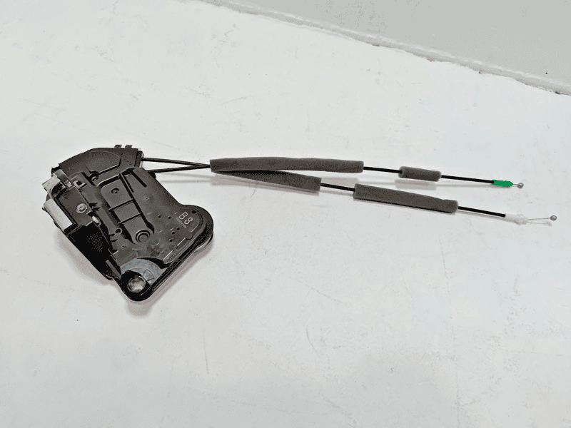 TOYOTA CAMRY FRONT LEFT DRIVER SIDE DOOR LOCK LATCH ACTUATOR 2018 - 2024 OEM