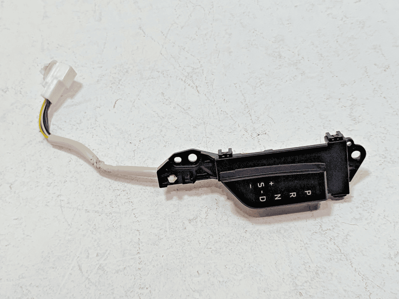 TOYOTA CAMRY CENTER CONSOLE GEAR SHIFTER SHIFT POSITION INDICATOR OEM 2018-2024