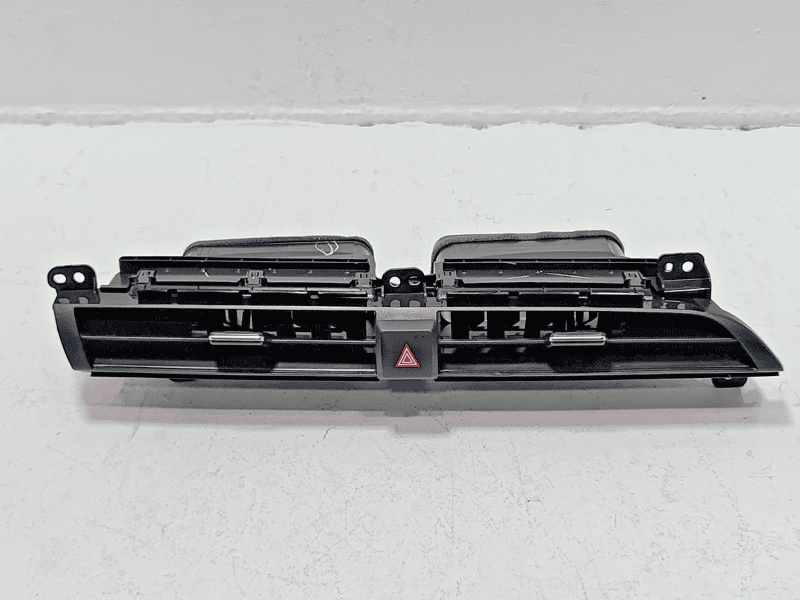 TOYOTA CAMRY DASH DASHBOARD CENTER OUTER AIR VENT GRILLE 2018 - 2020 OEM