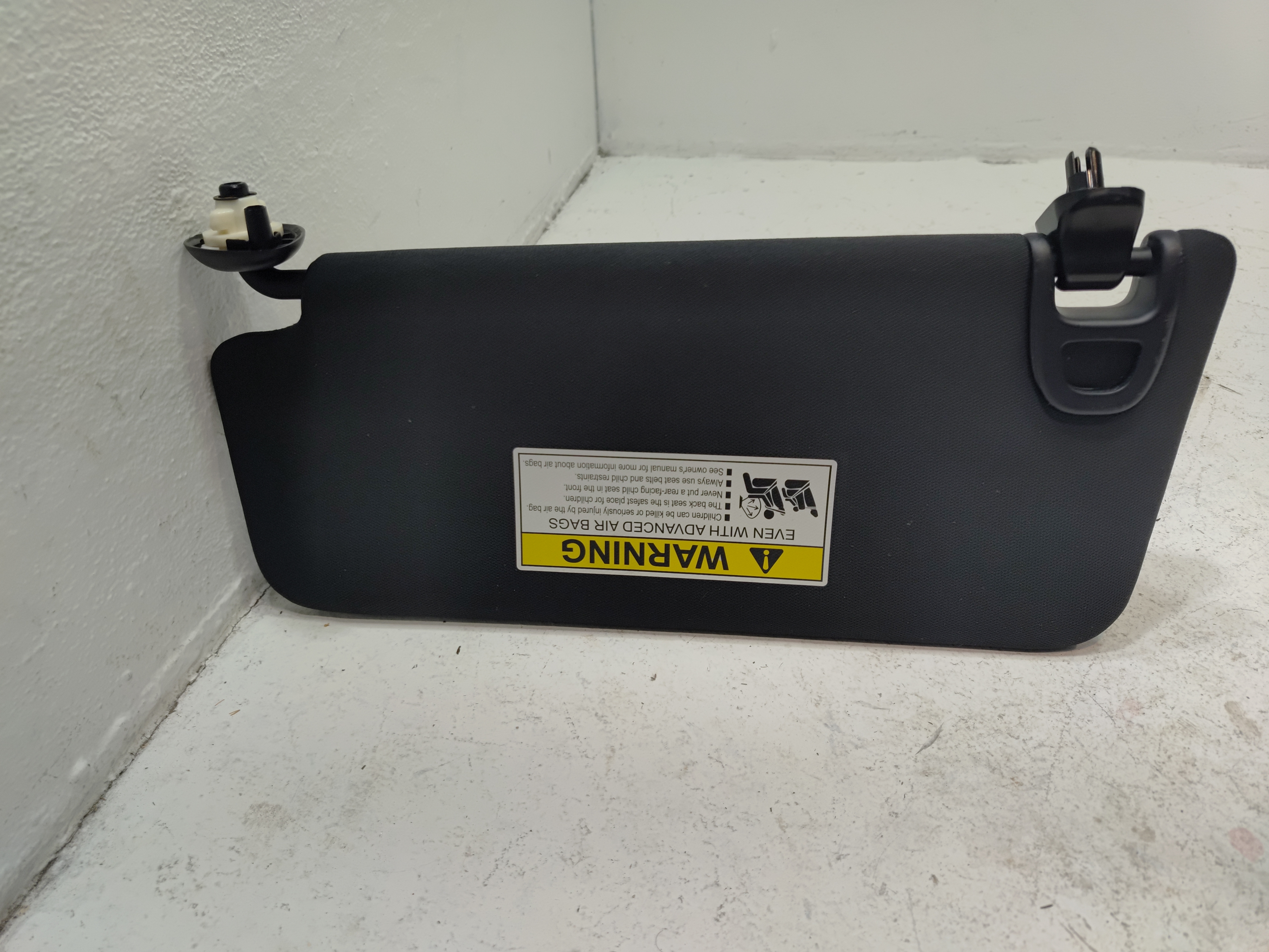 2016-2021 HONDA CIVIC SPORT FRONT PASSENGER SIDE SUNVISOR SUN VISOR BLACK OEM