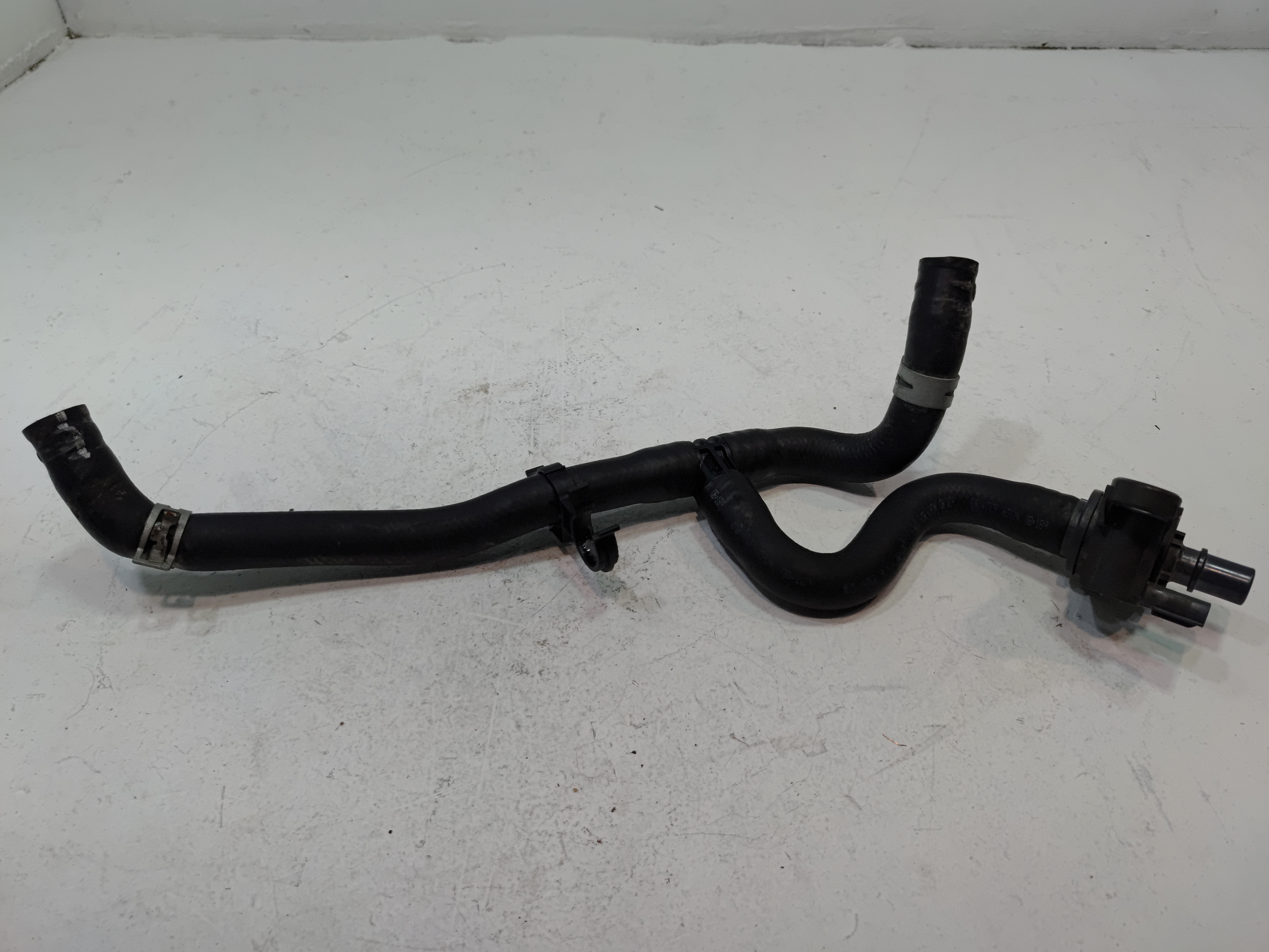2018-2024 TOYOTA CAMRY 2.5L ENGINE COOLANT BY PASS WATER VALVE & HOSE OEM