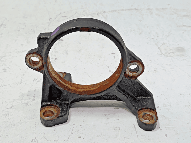 TOYOTA CAMRY FWD 2.5L FRONT PASSENGER AXLE SHAFT BEARING SUPPORT 2018-2024 OEM