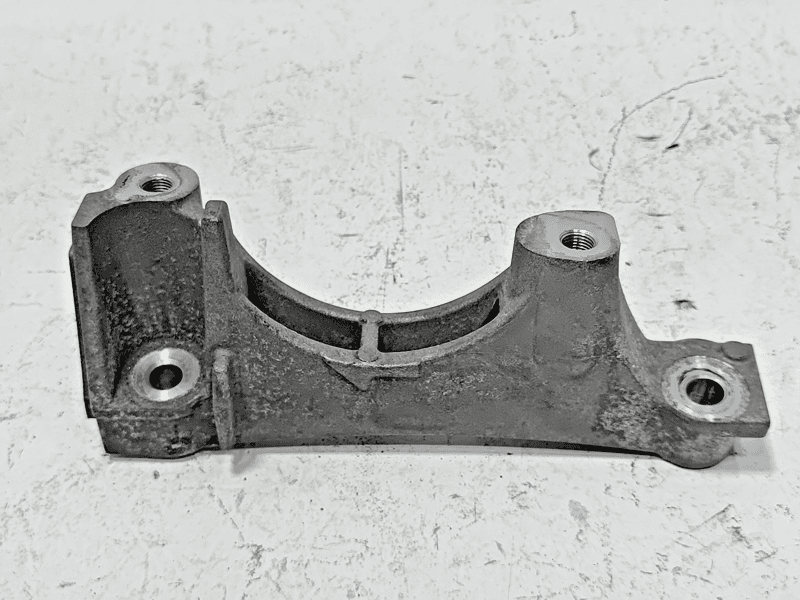 TOYOTA CAMRY FWD FRONT PASSENGER ENGINE FRAME MOUNT SUPPORT BRACKET OEM 18-2024
