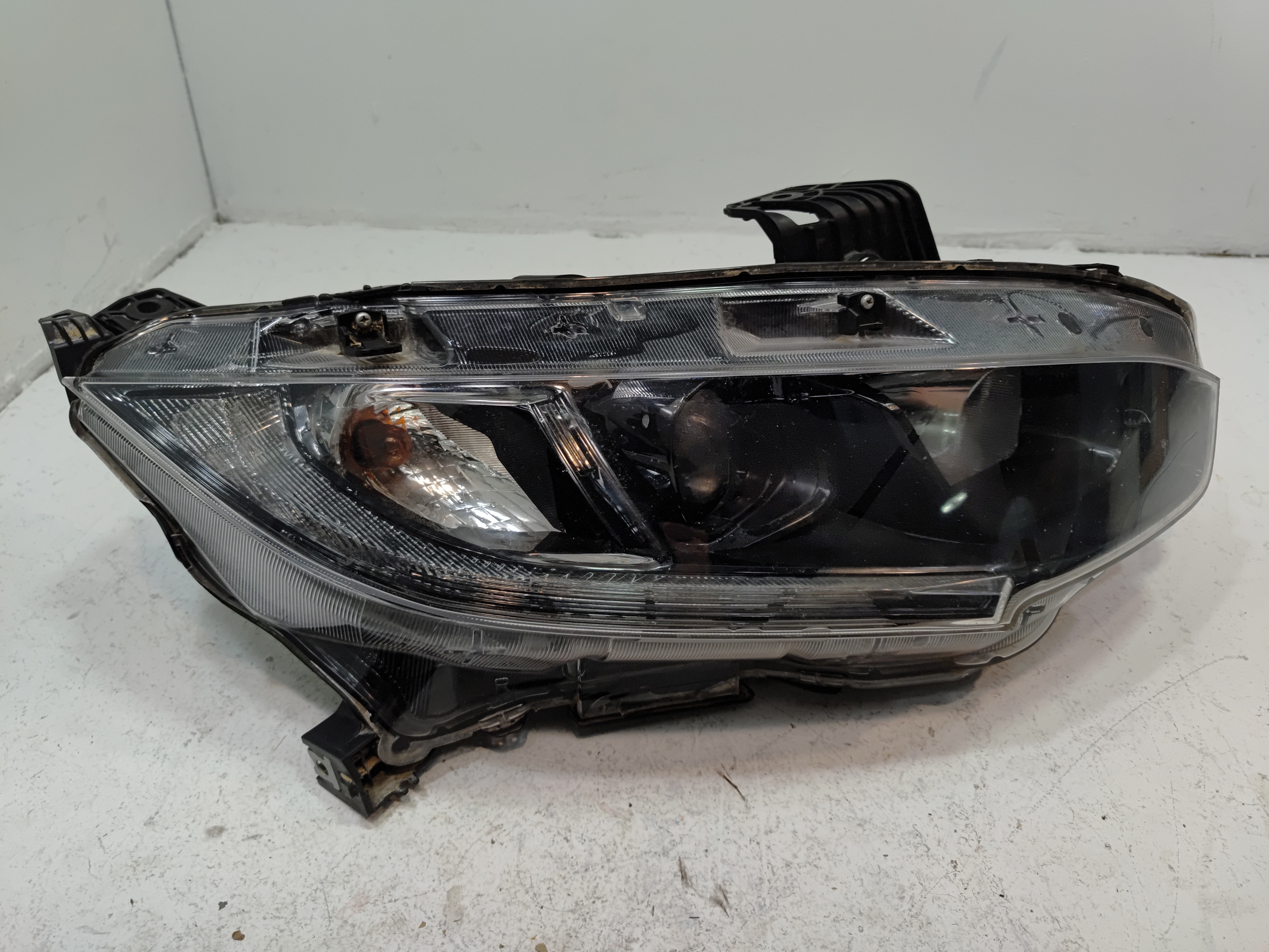 2019-2021 HONDA CIVIC FRONT PASSENGER SIDE HEADLIGHT HALOGEN LIGHT LAMP OEM