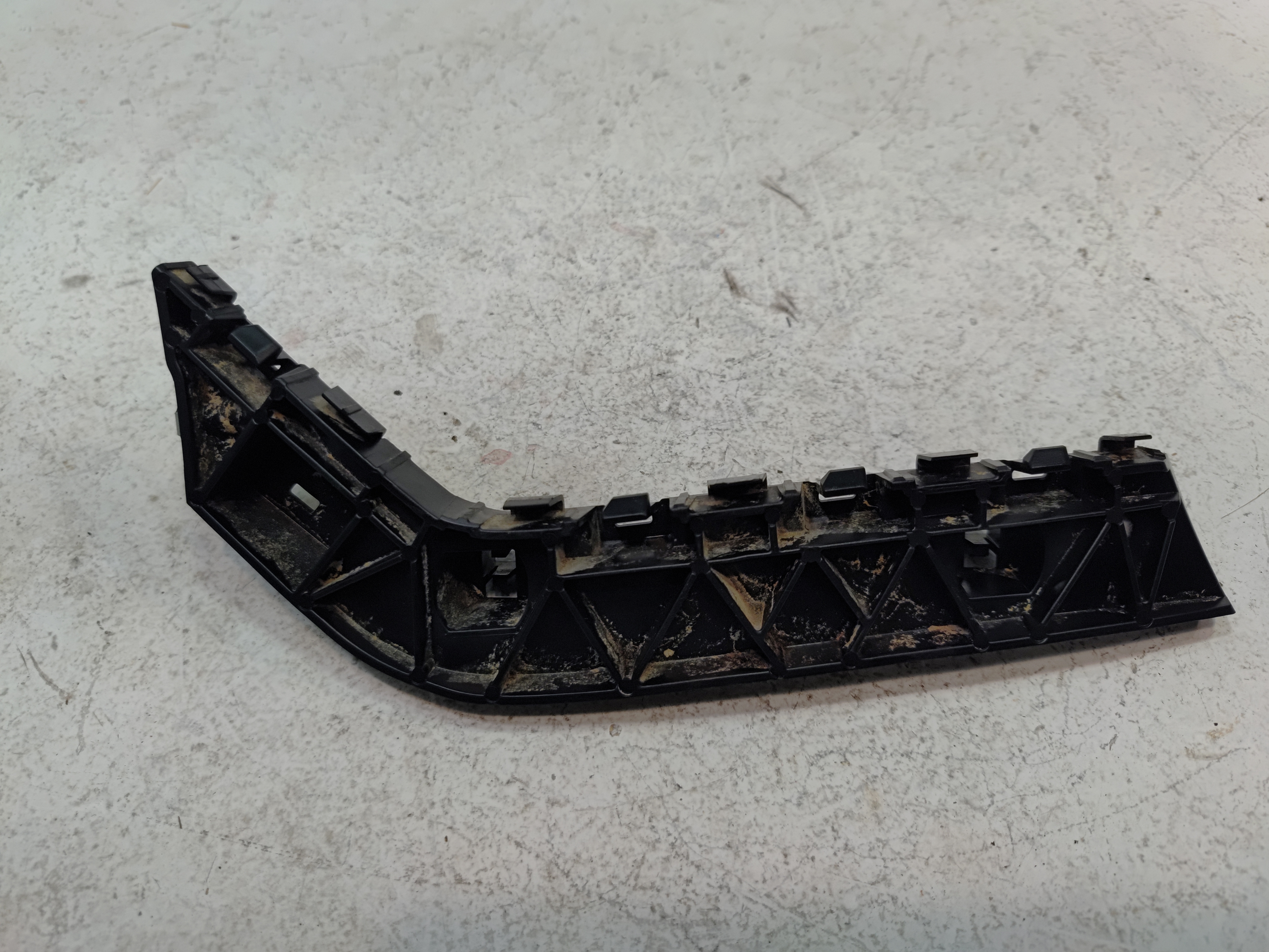 2016 - 2021 HONDA CIVIC FRONT BUMPER RIGHT PASSENGER SIDE SUPPORT BRACKET OEM
