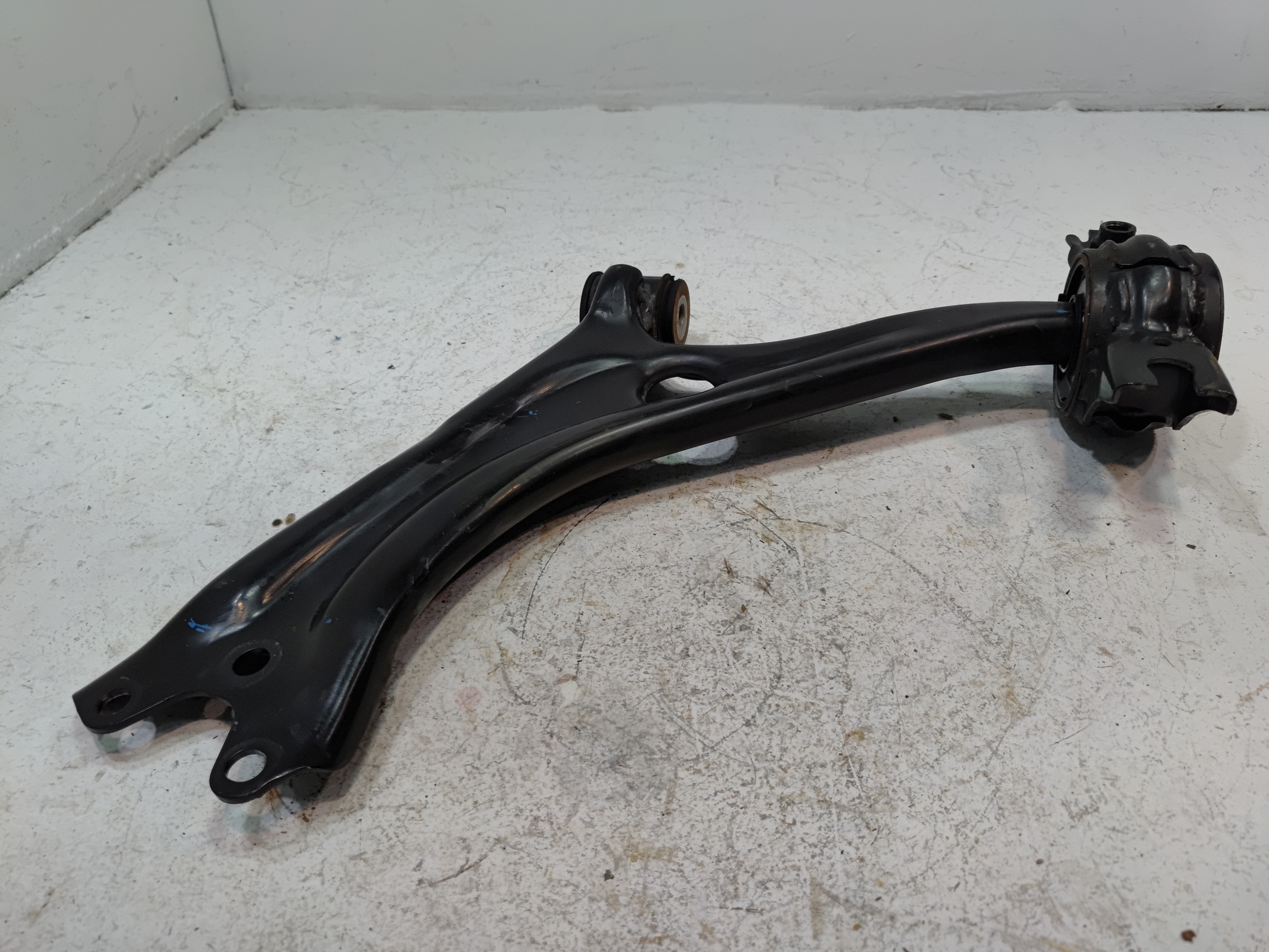 2016-2021 HONDA CIVIC FRONT LEFT DRIVER SIDE LOWER CONTROL ARM OEM