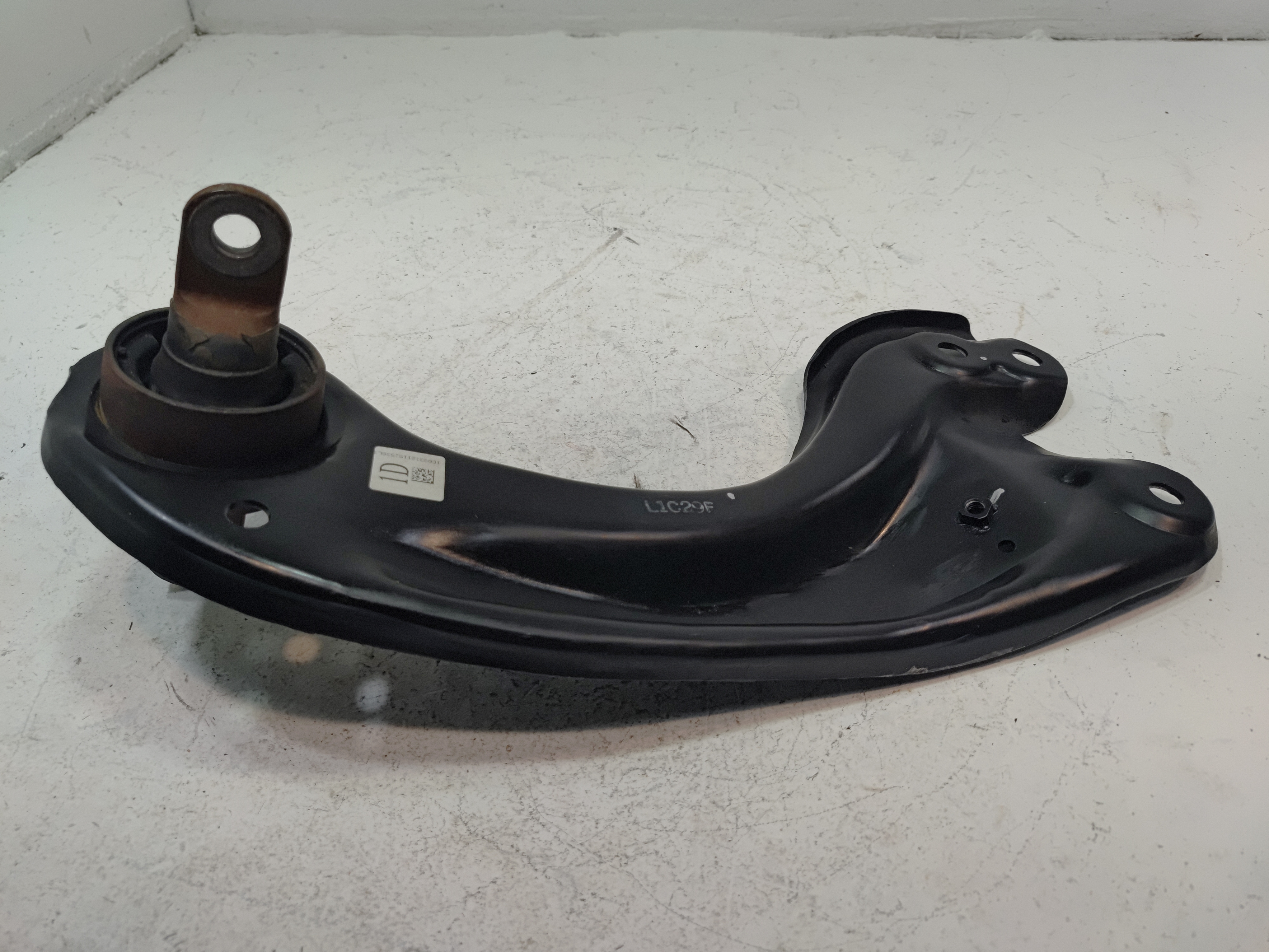 2016-2021 HONDA CIVIC REAR LEFT DRIVER SIDE TRAILING CONTROL ARM OEM