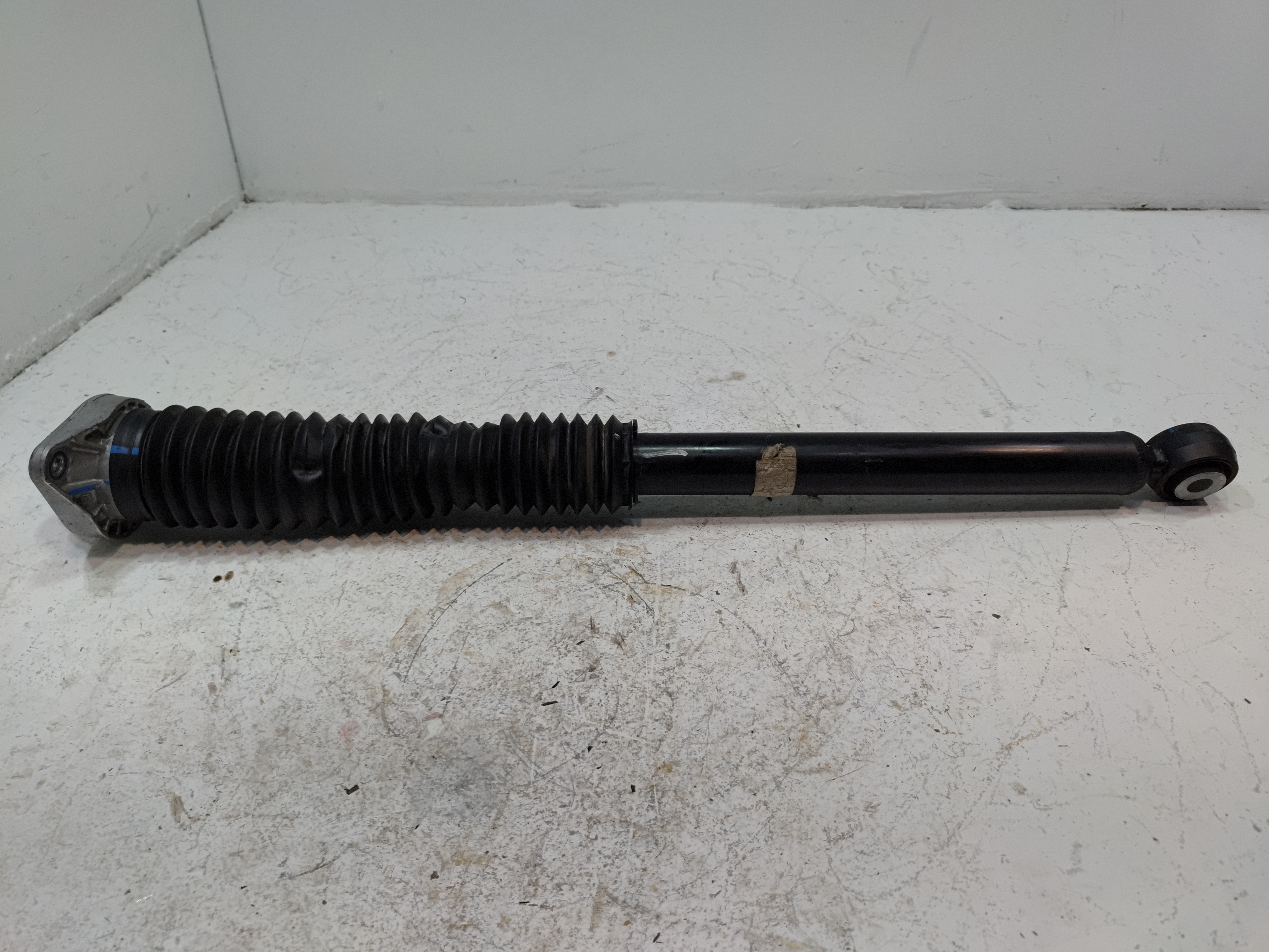 2019-2021 HONDA CIVIC REAR LEFT OR RIGHT SIDE SHOCK STRUT ABSORBER OEM