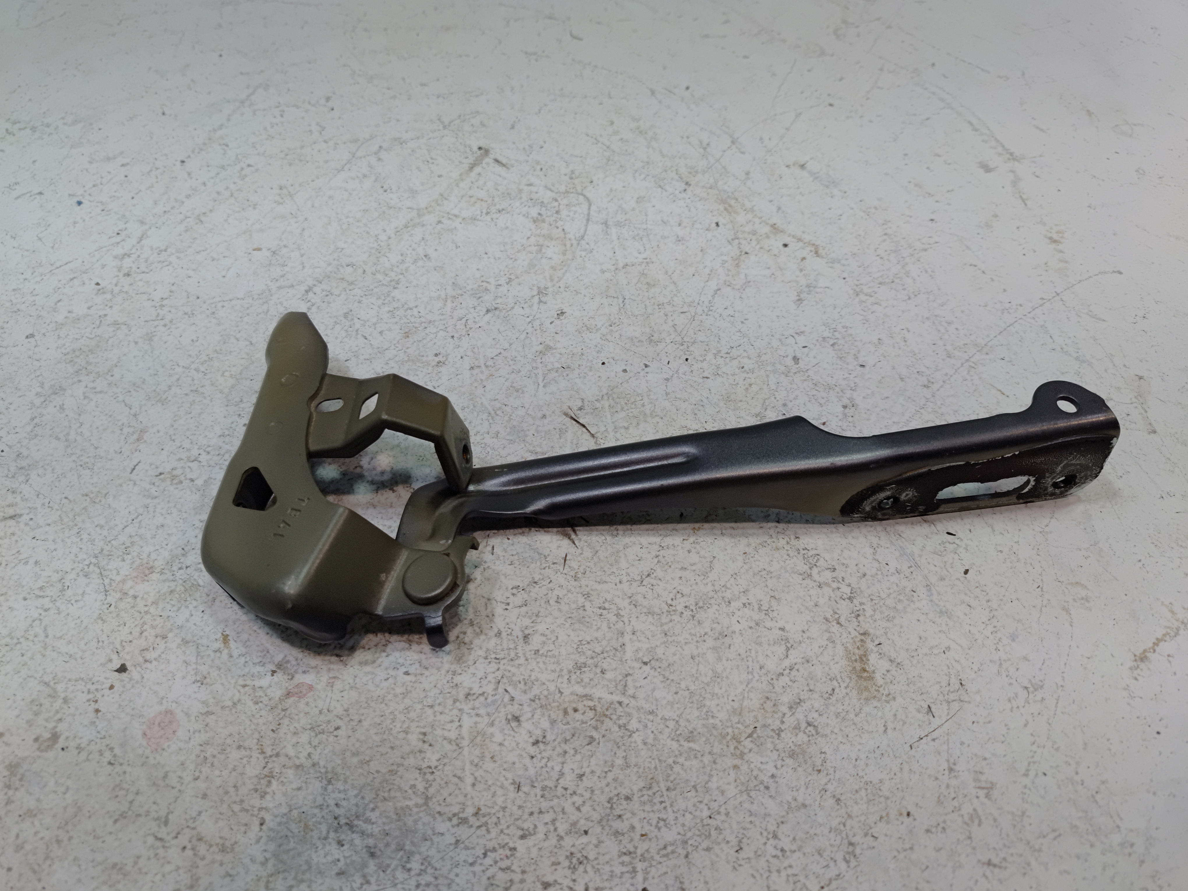 2016 - 2021 HONDA CIVIC HOOD BONNET DRIVER SIDE HINGE SUPPORT *NH797M* OEM